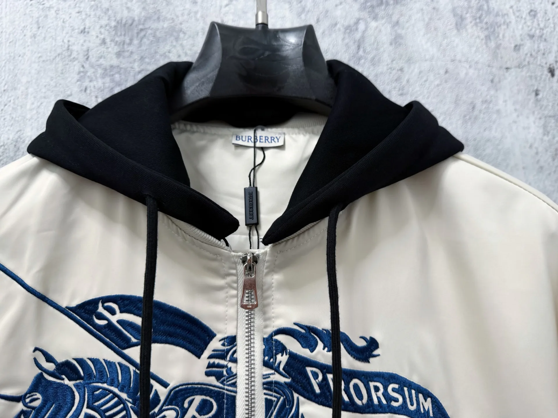 Men's Jackets And Down Jackets BURBERRY 18215643