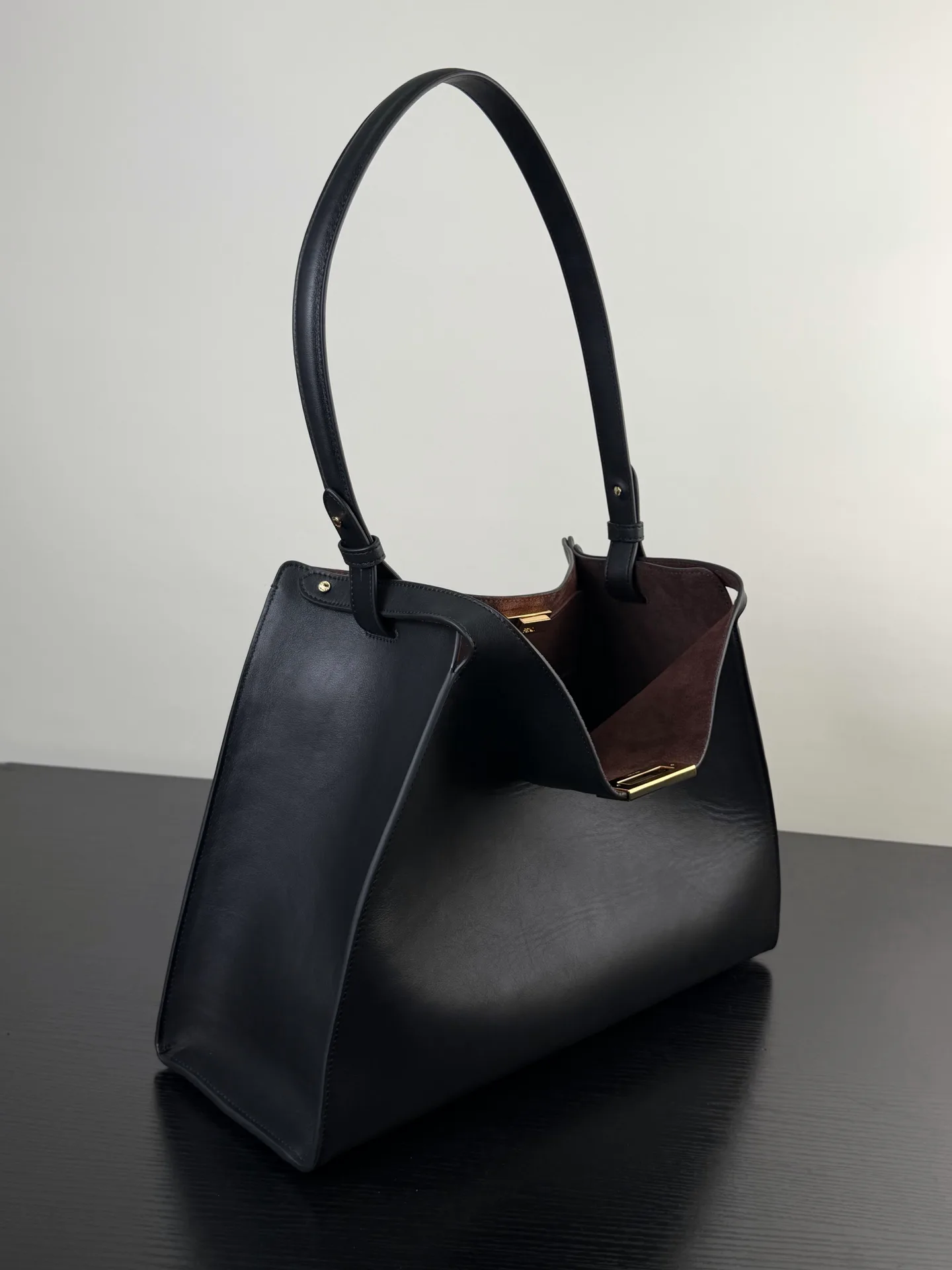 Women's Classic Handbags FENDI 17901915