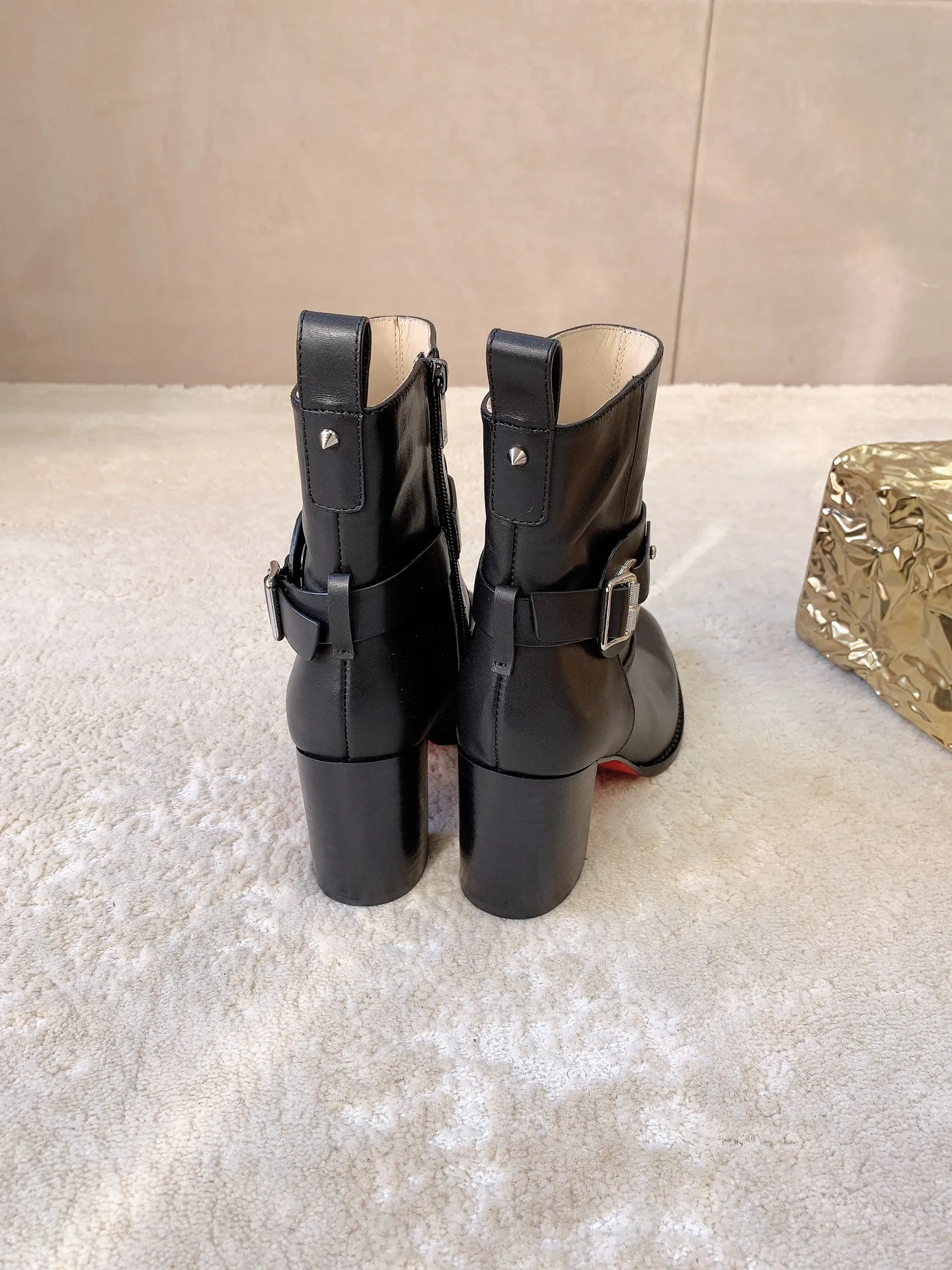 Women's Booties CHRISTIAN LOUBOUTIN 17962785