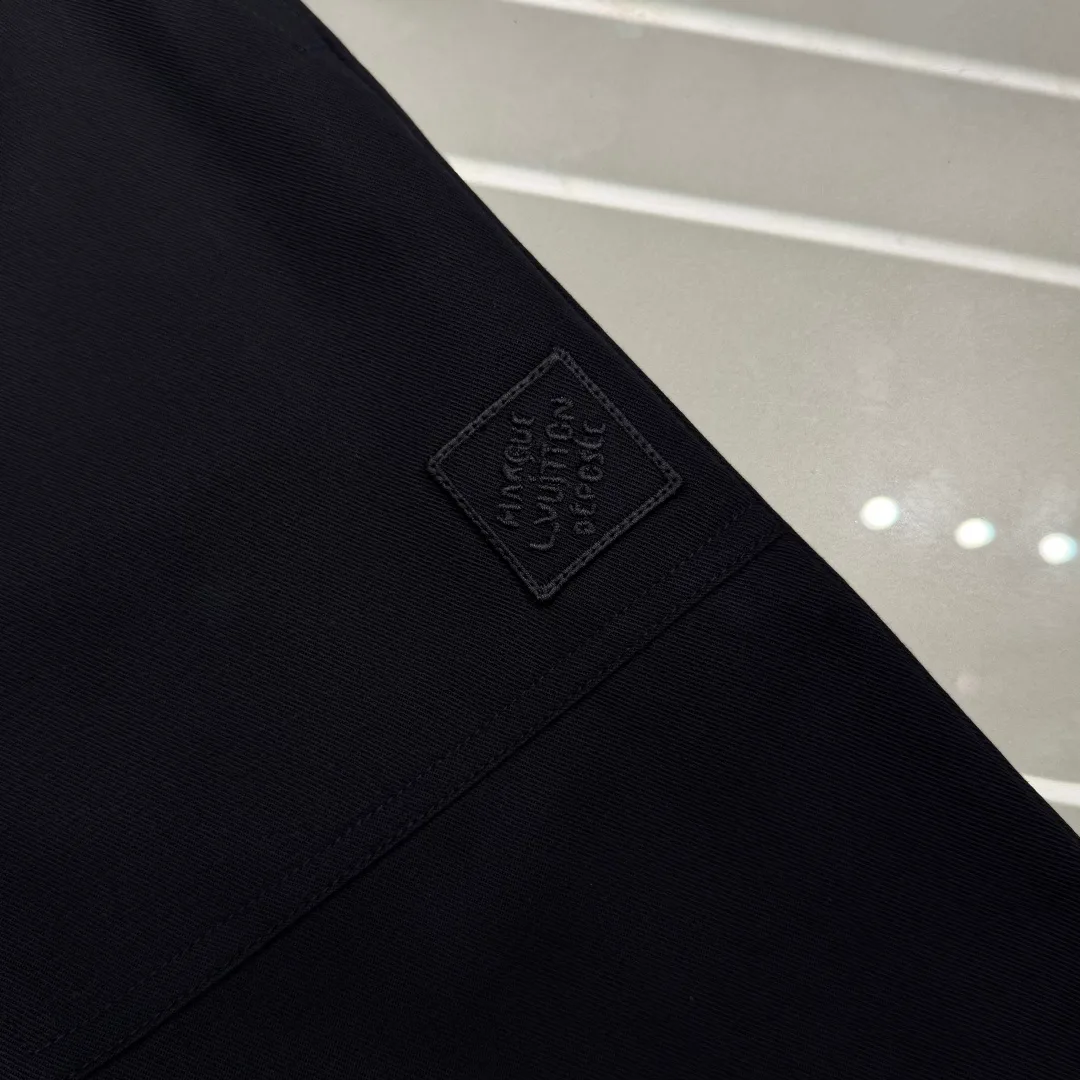 Men's Shorts LOUIS VUITTON 17454881