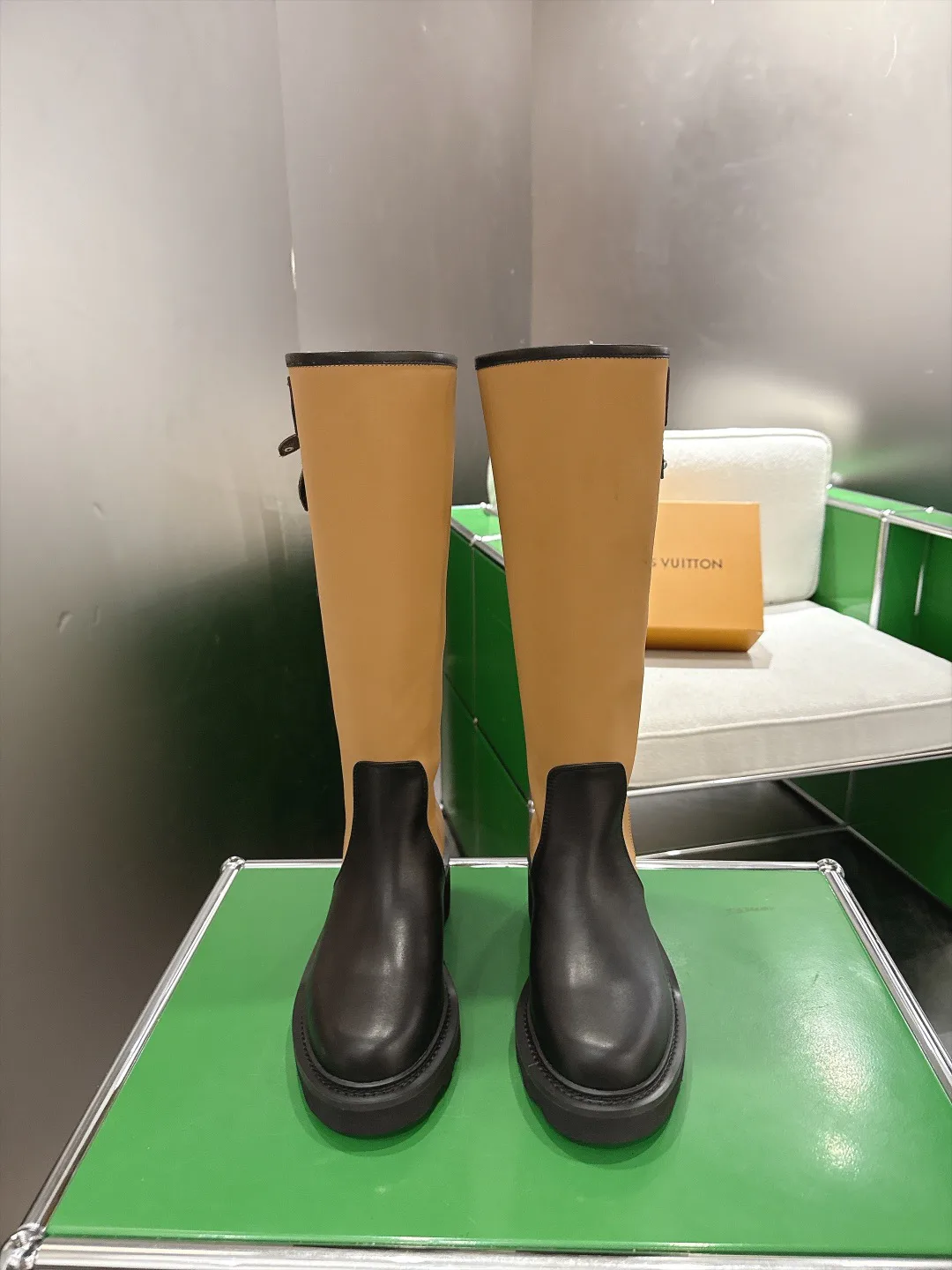 Women's Boots LOUIS VUITTON 18286149