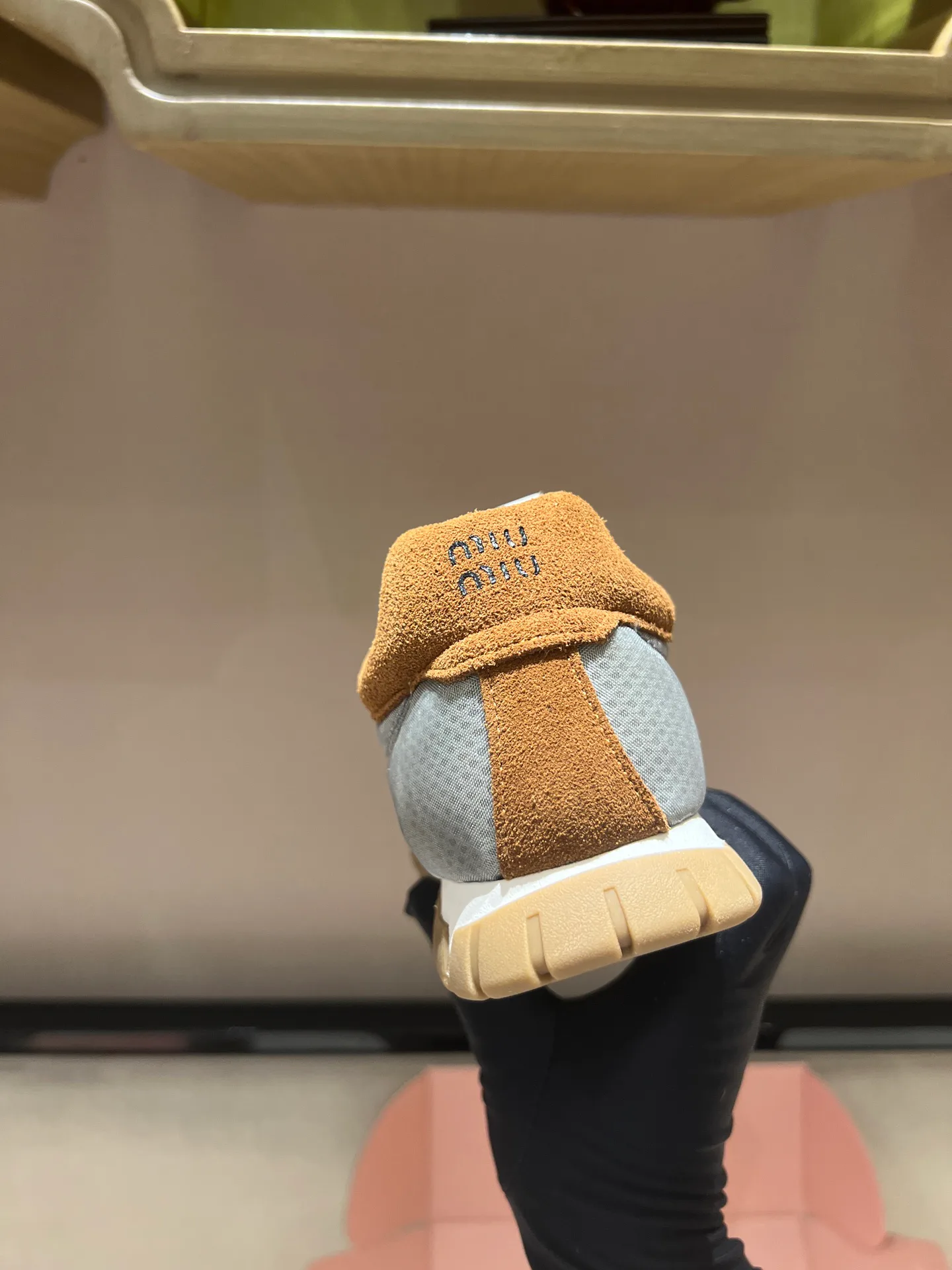 Women's Sneakers MIU MIU 18020562