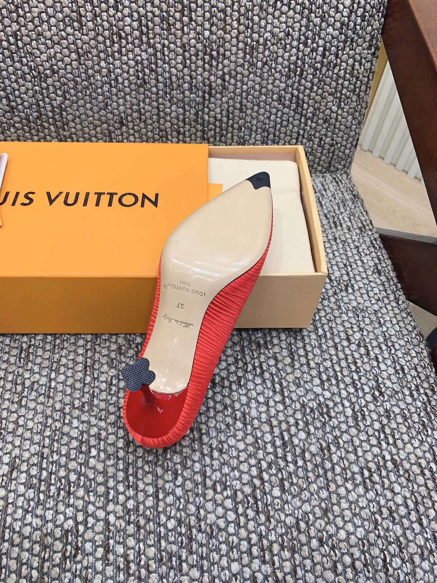 Women's Heels LOUIS VUITTON 18365661