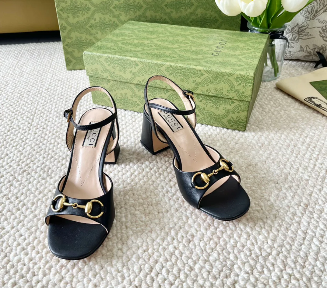 Women's Open-Toe Sandals GUCCI 17614715