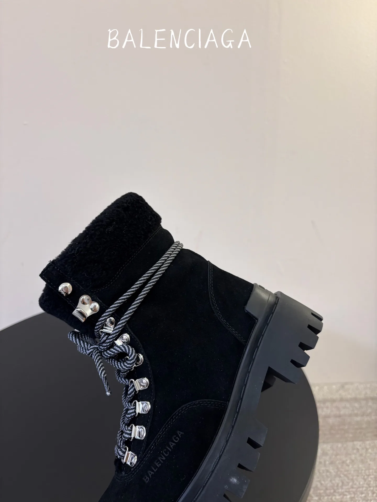 Ботинки Женские Balenciaga 18590344