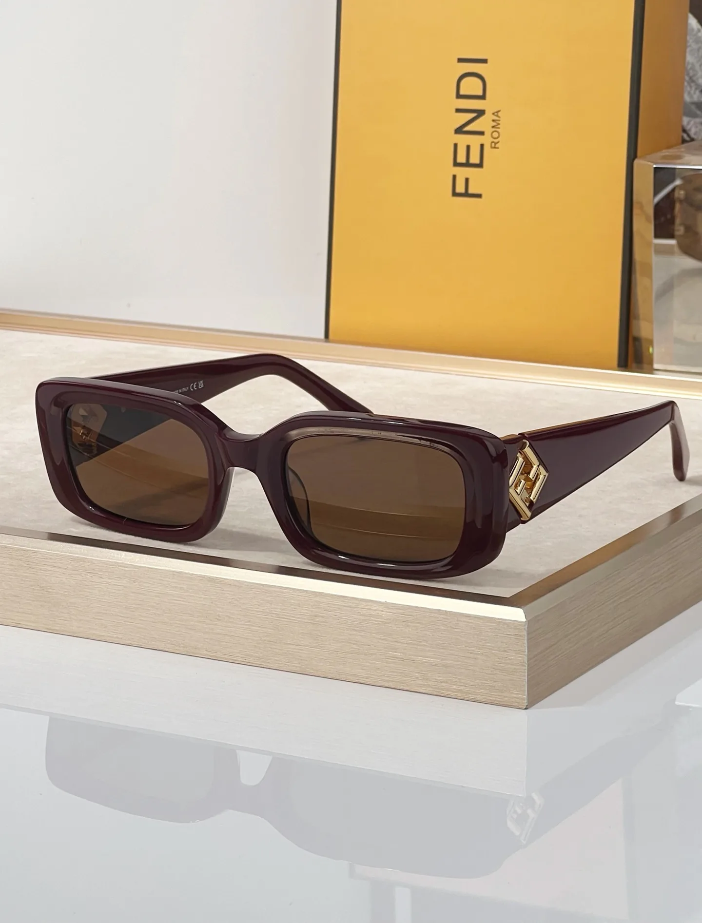 Glasses FENDI 17733339