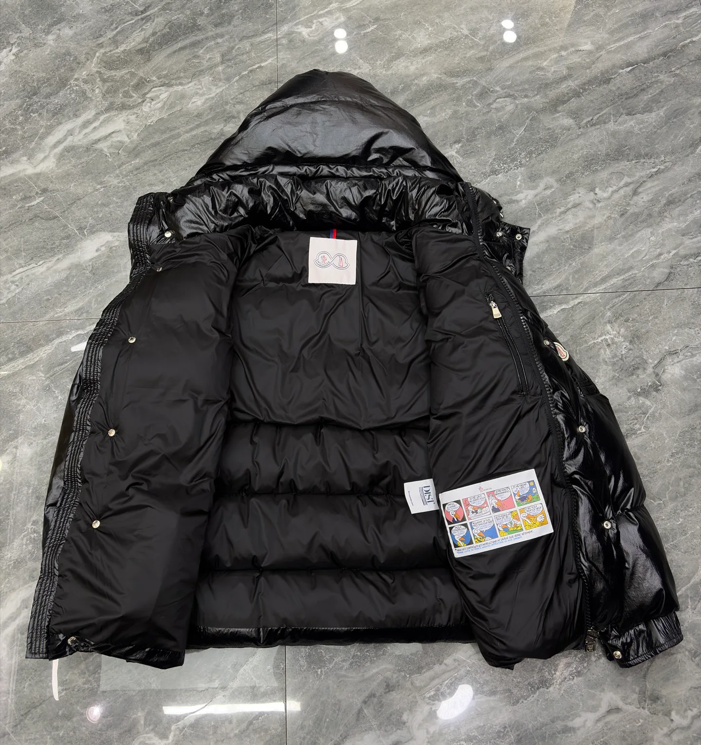 Men's Jackets And Down Jackets MONCLER 17568677
