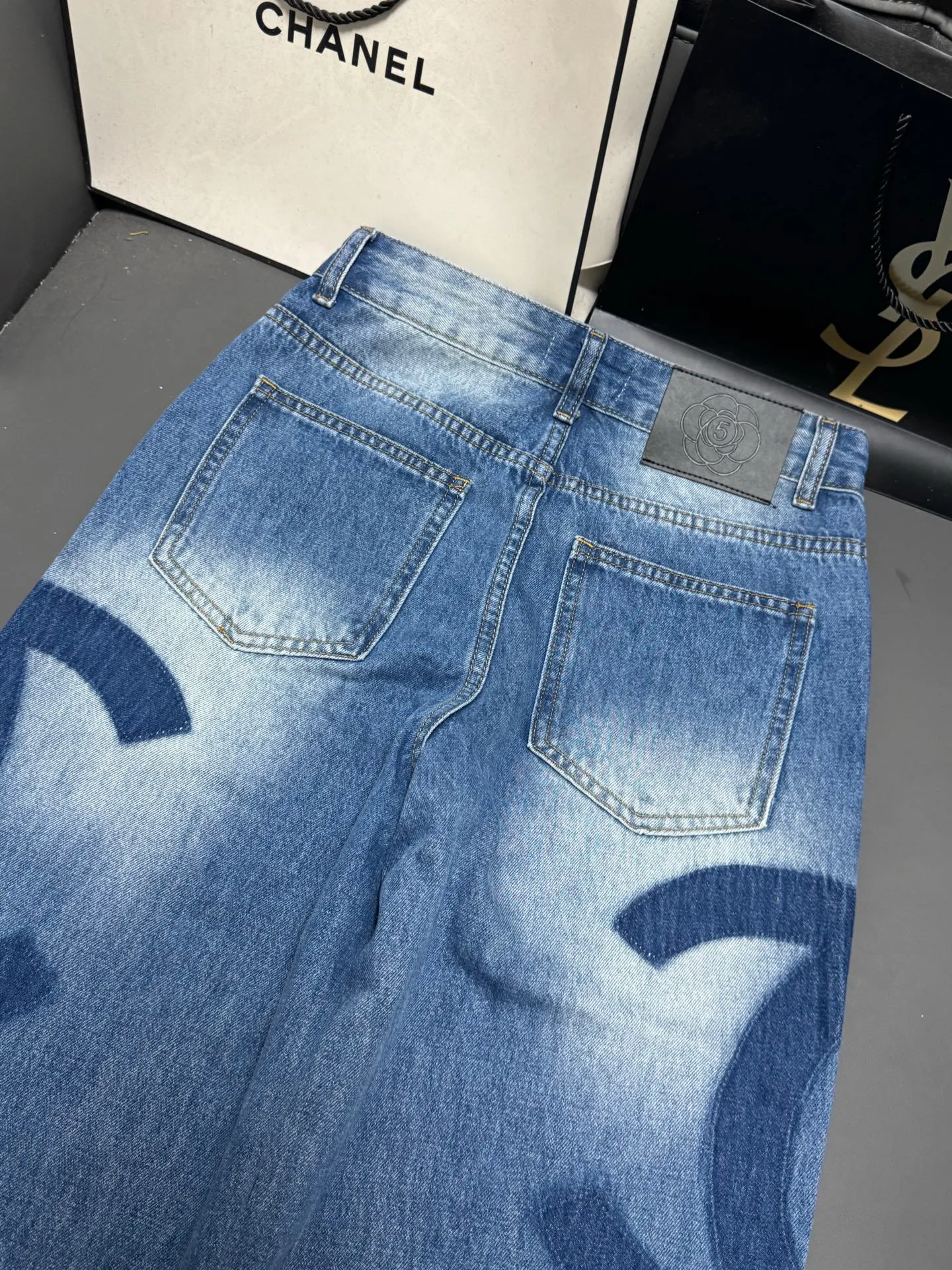 Women's Jeans CHANEL 16897522
