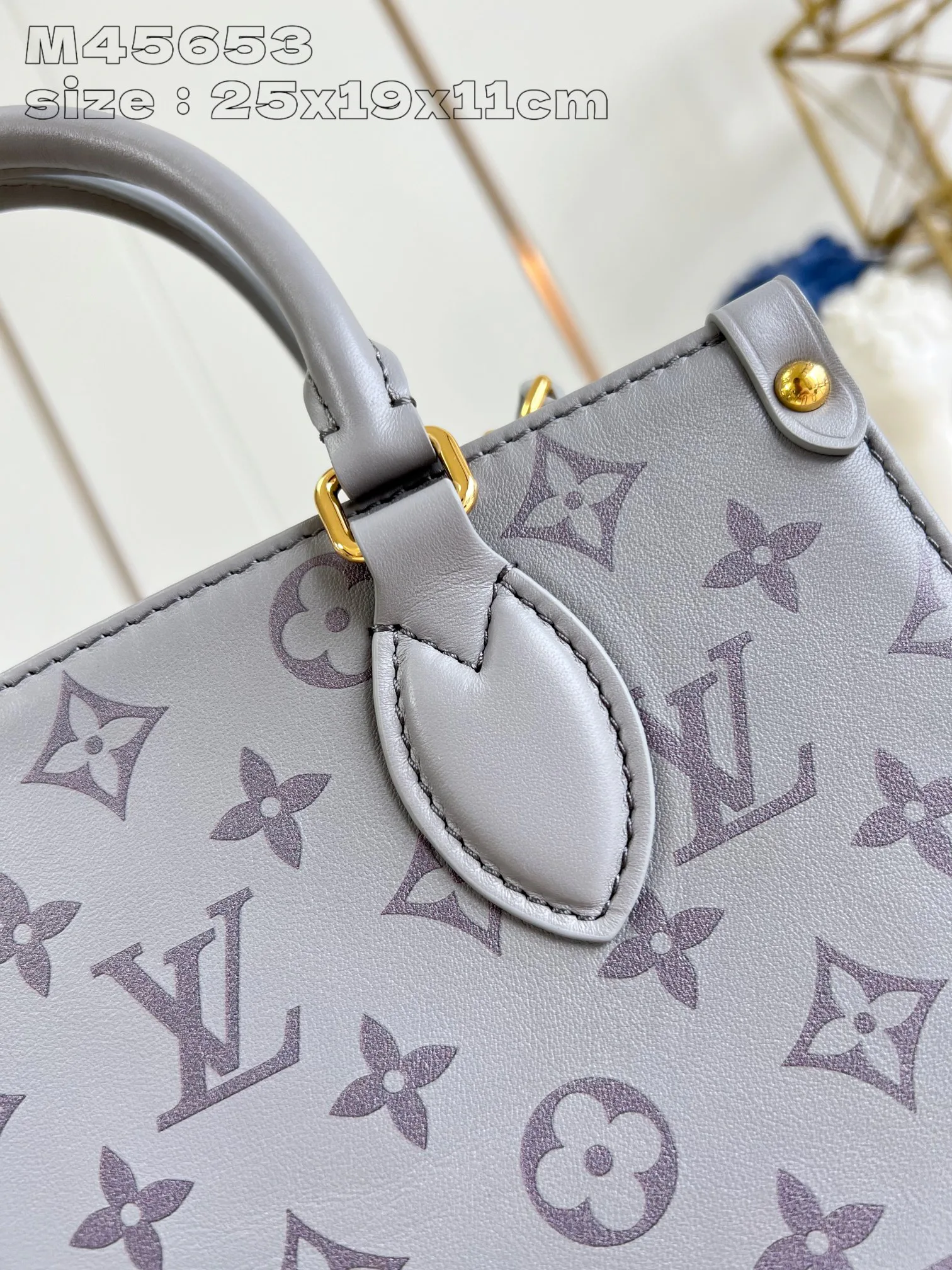 Women's Classic Handbags LOUIS VUITTON 18227602