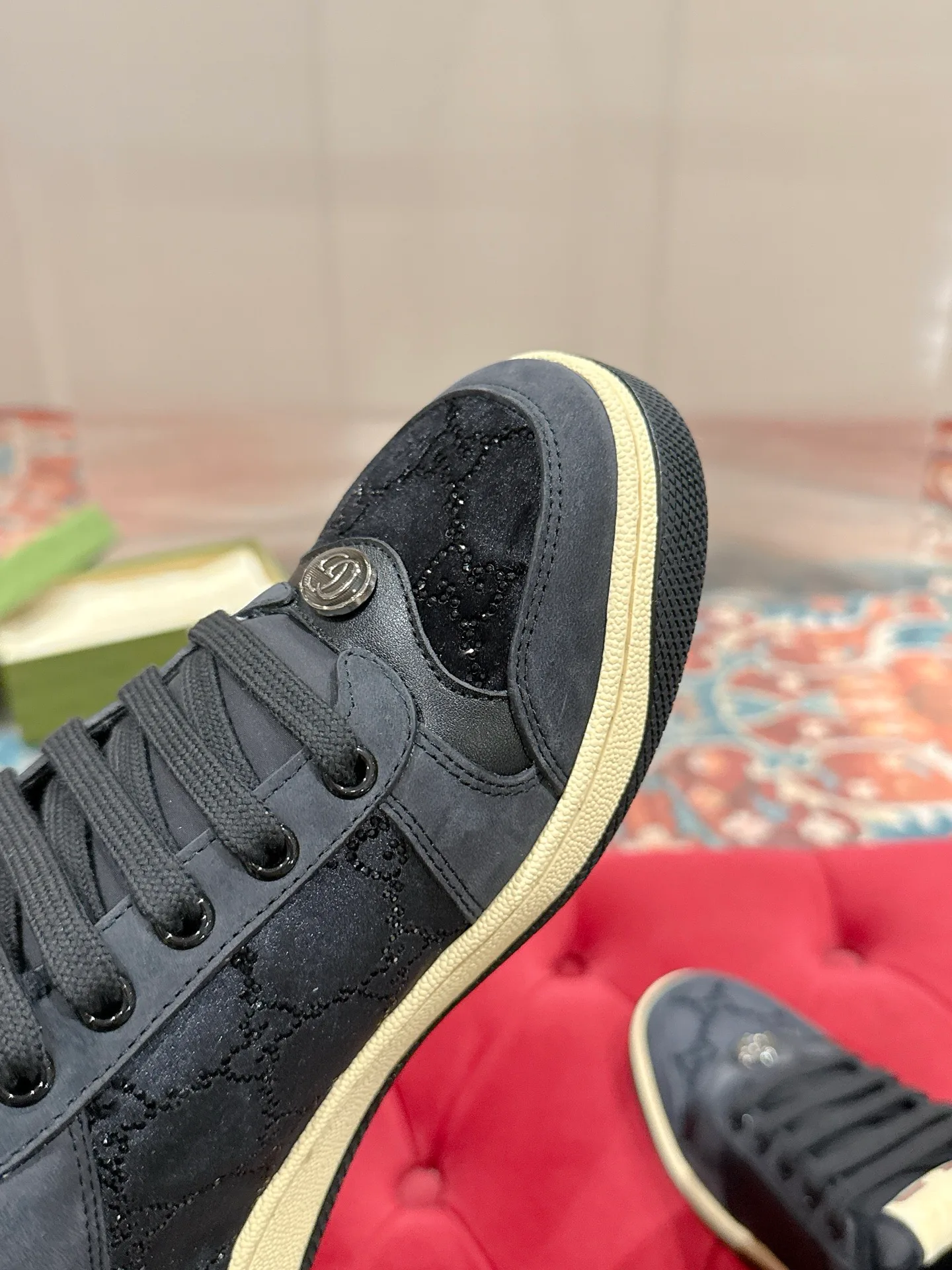 Women's Sneakers GUCCI 17956626