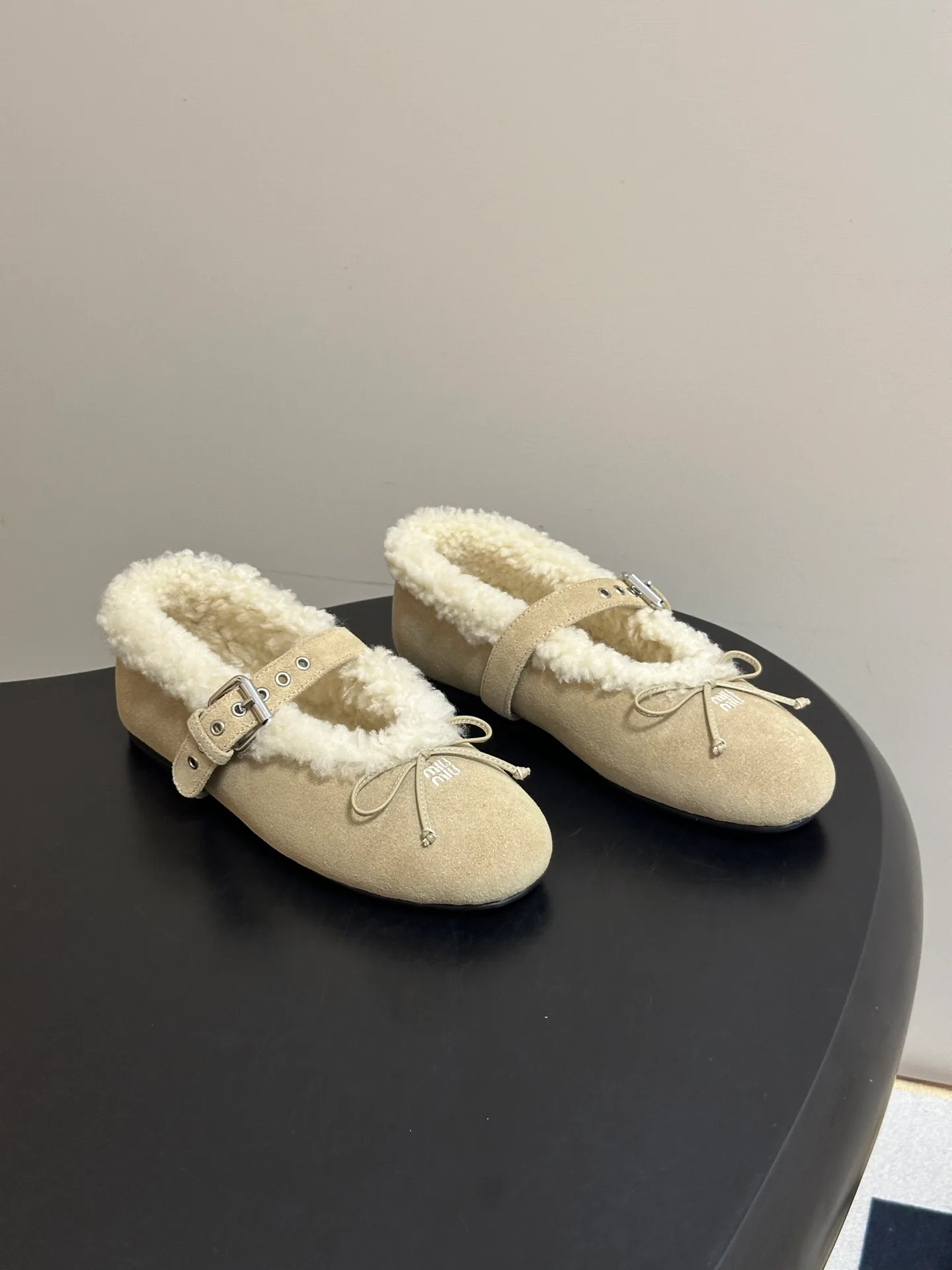 Women's Ballet Flats MIU MIU 18048974
