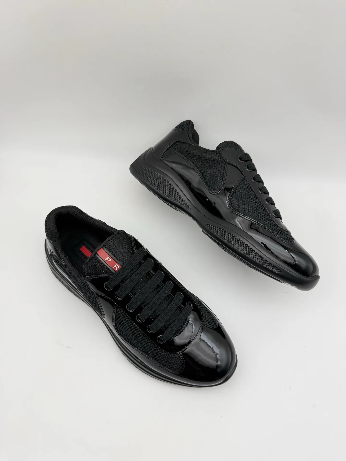 Men's Sneakers PRADA 18067341