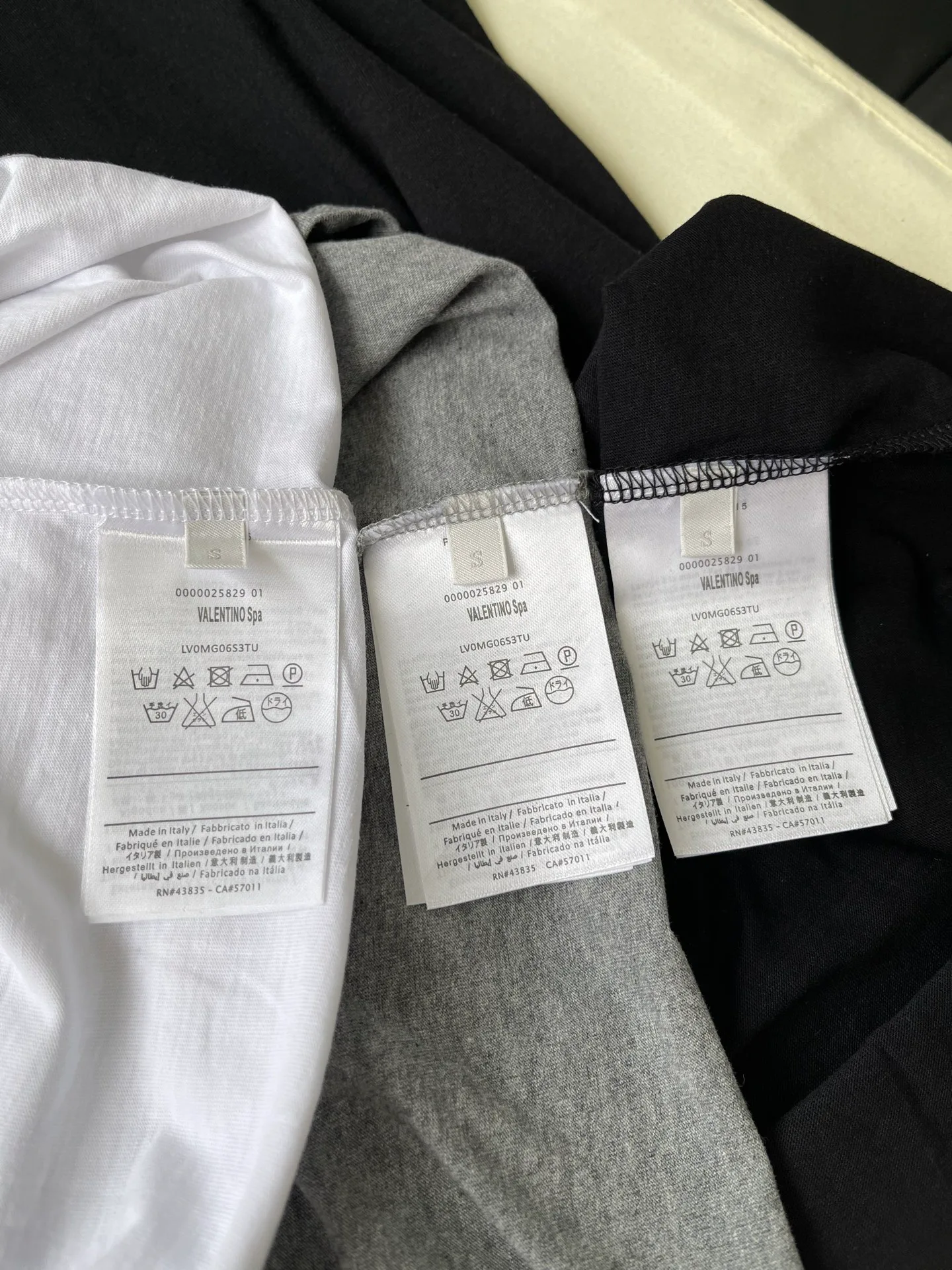 Women's T-Shirts VALENTINO 18191246