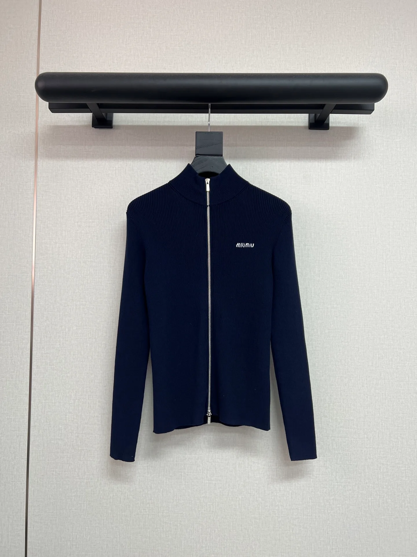 Women's Jumpers And Sweaters MIU MIU 18232400