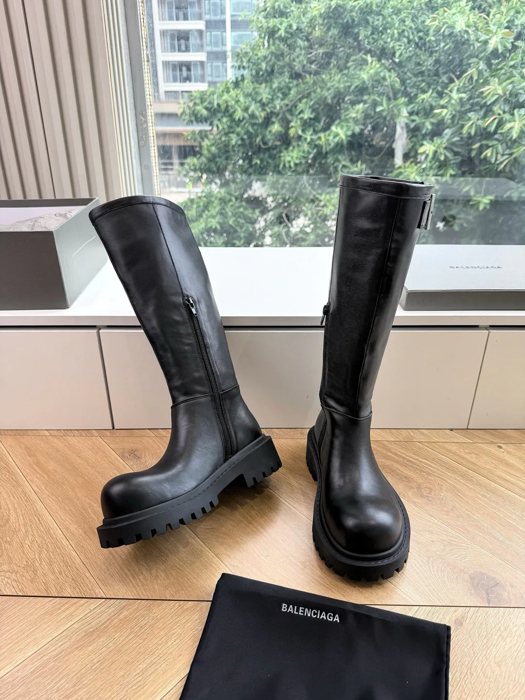 Women's Boots BALENCIAGA 17437357