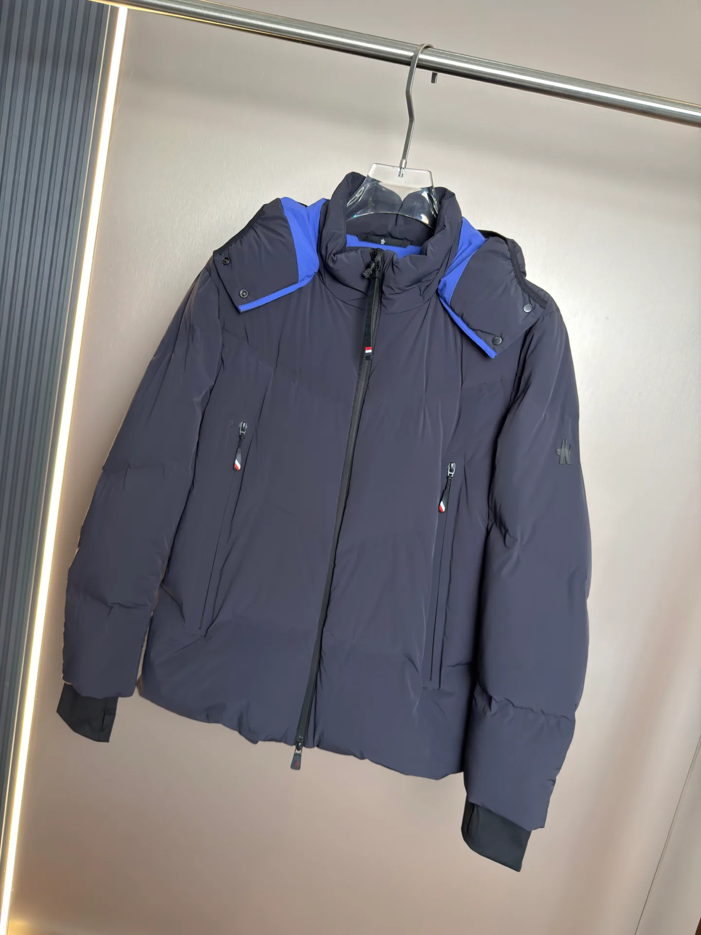 Куртки И Пуховики Мужские Moncler 18621312