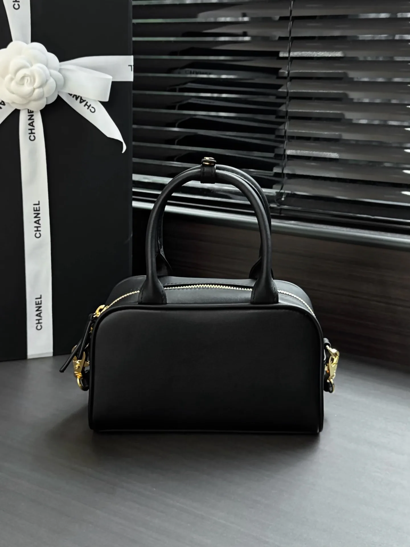 Women's Classic Handbags CHANEL 18148018