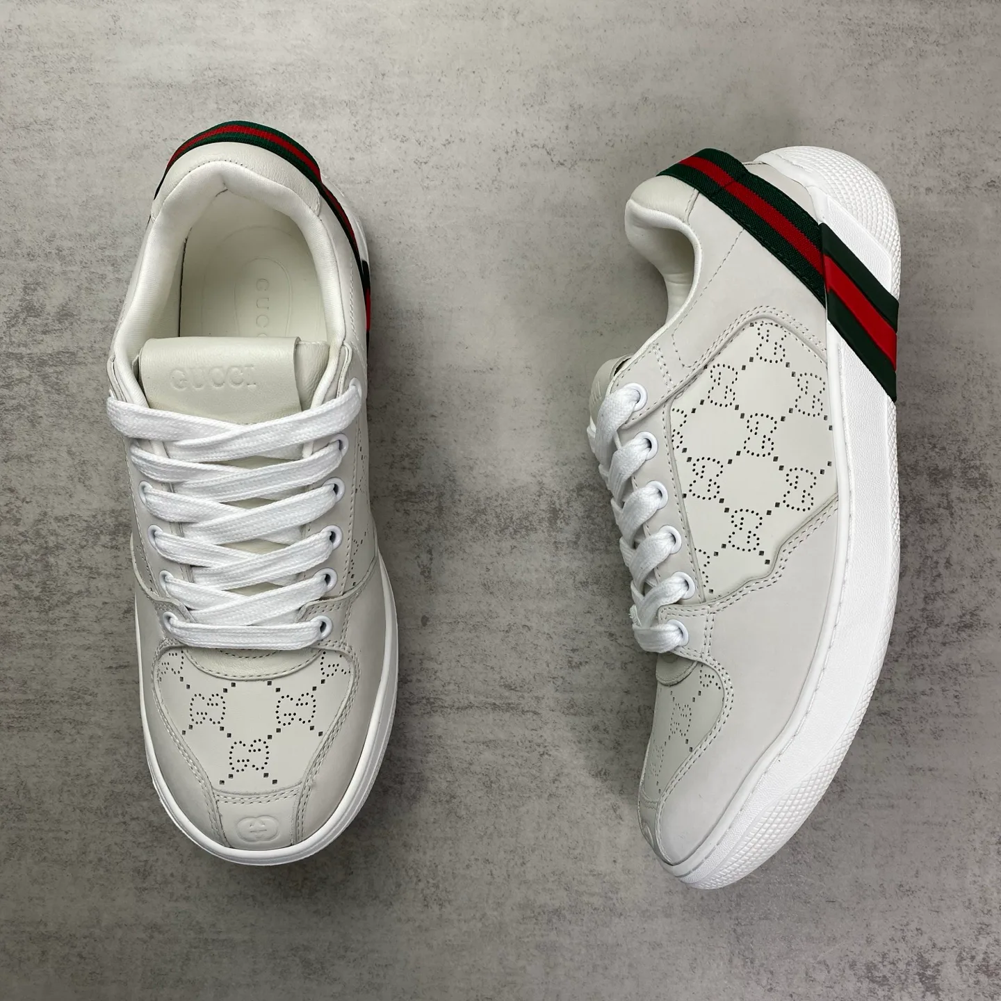 Women's Sneakers GUCCI 18437399