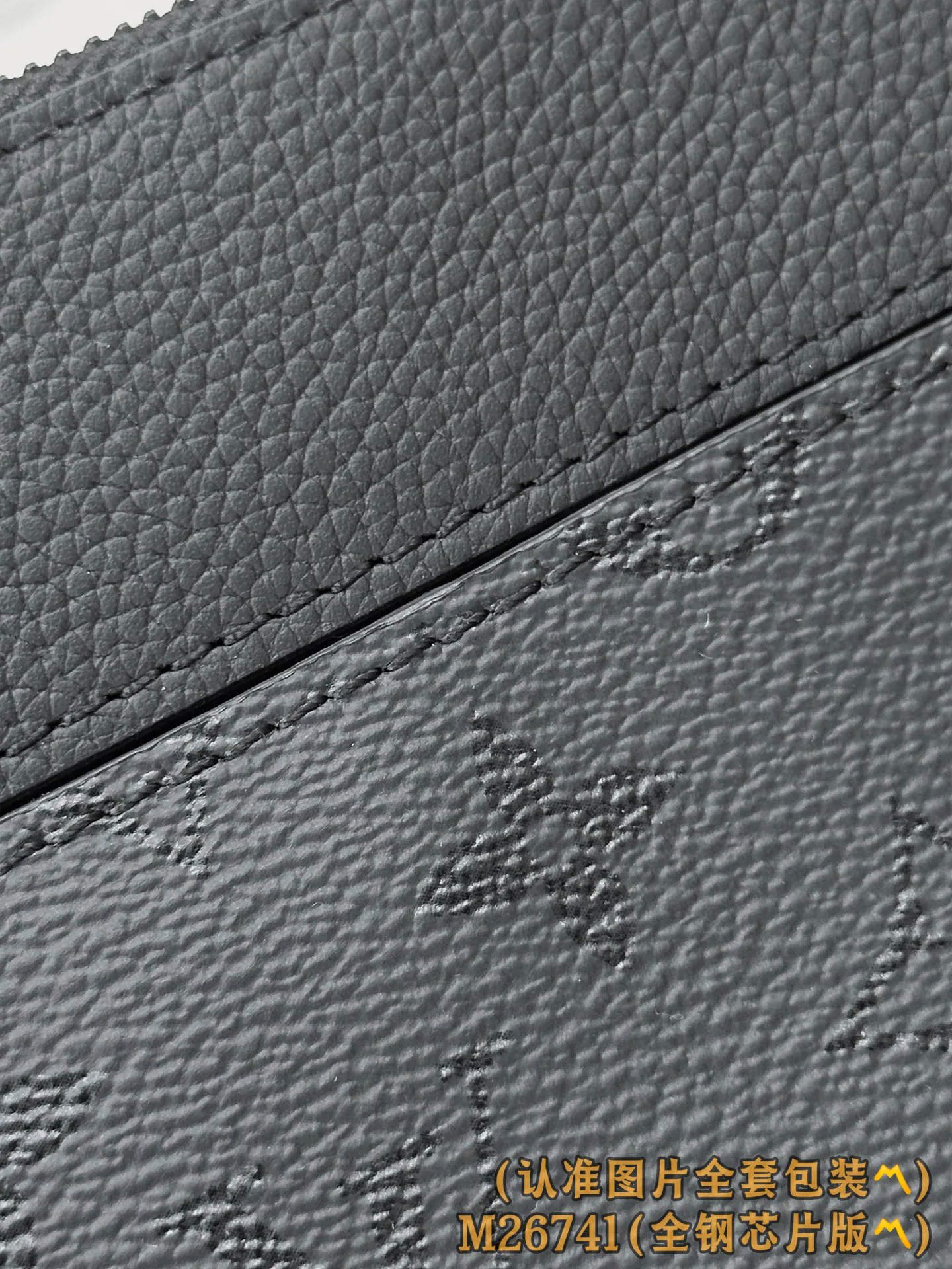 Women's Clutches LOUIS VUITTON 18359512