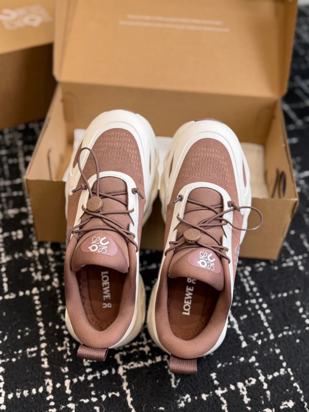 Women's Sneakers LOEWE 18139551