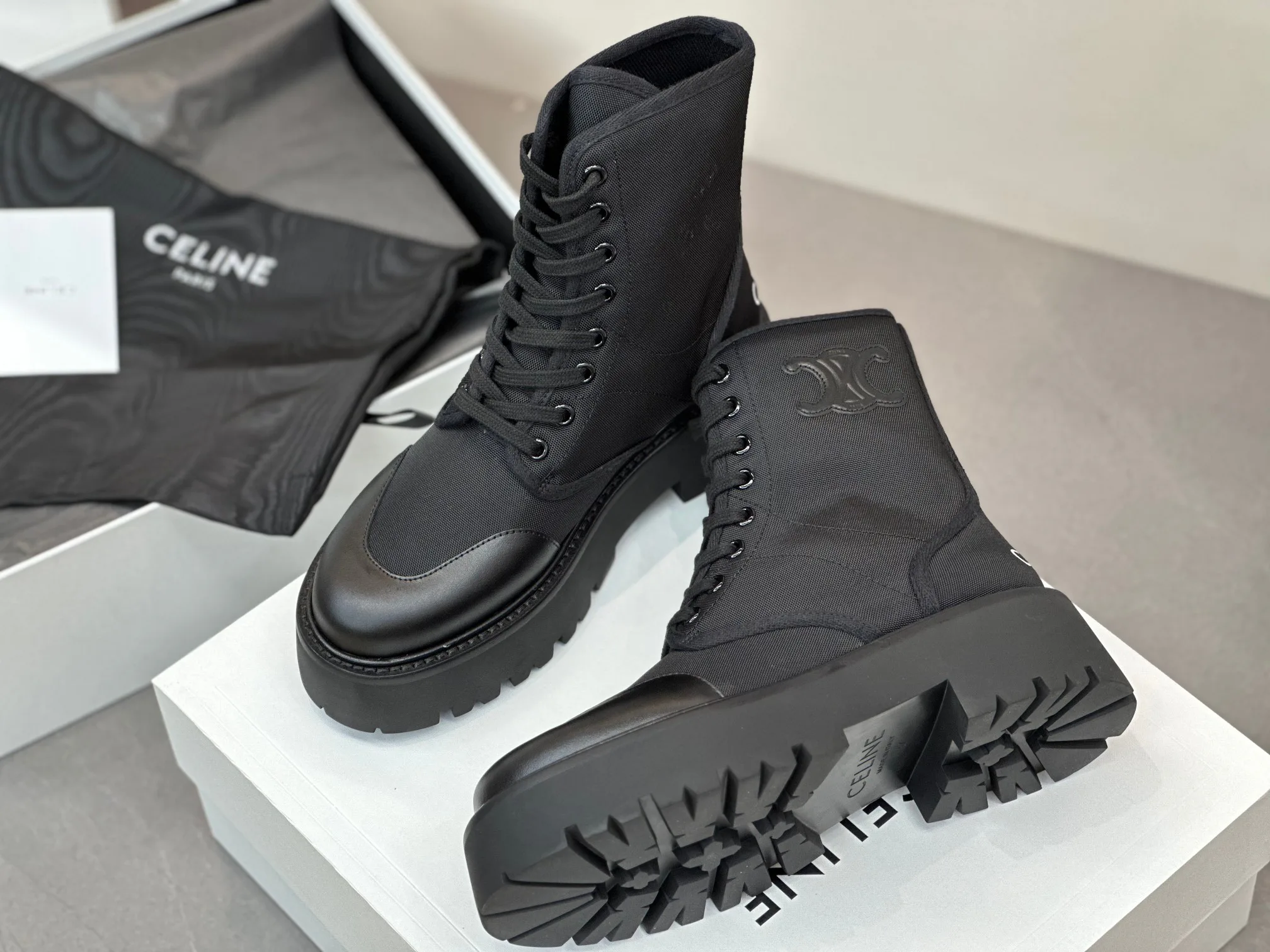 Women's Ankle Boots CELINE 17900209