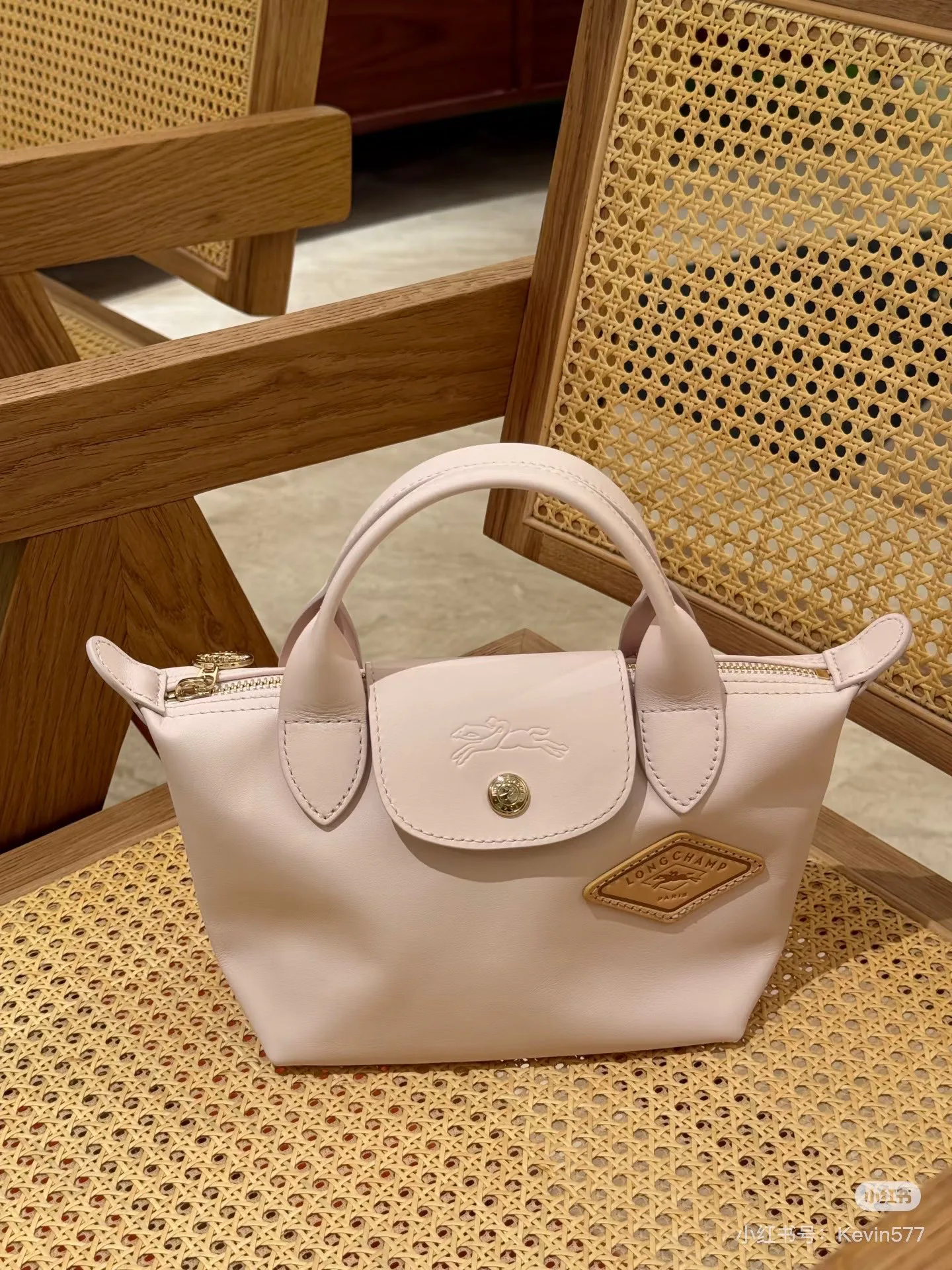 Women's Classic Handbags LONGCHAMP 17961186