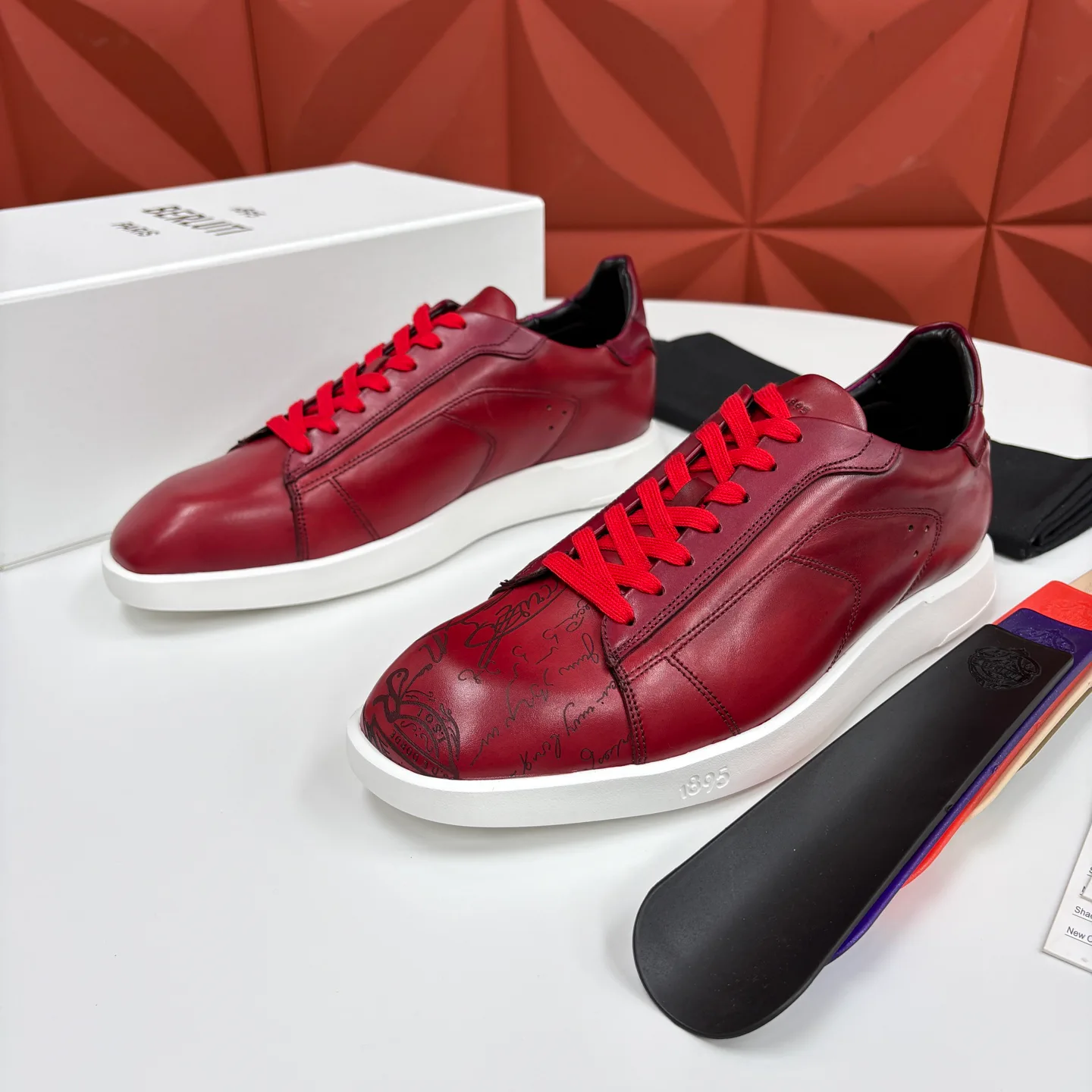Men's Sneakers BERLUTI 17880685