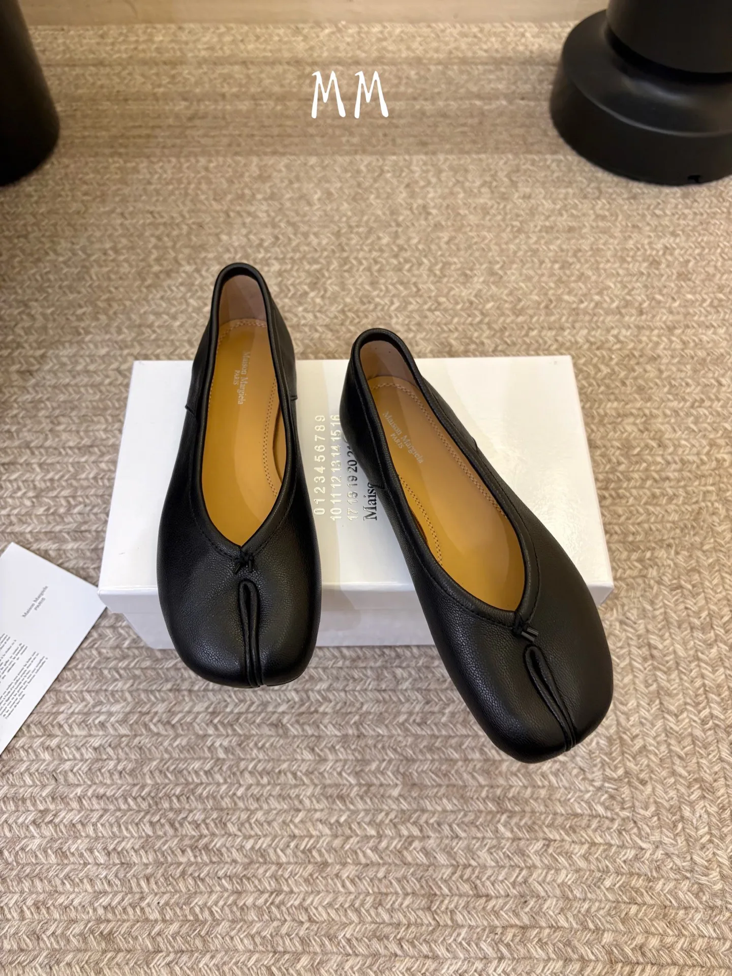 Women's Ballet Flats MAISON MARGIELA 18304176