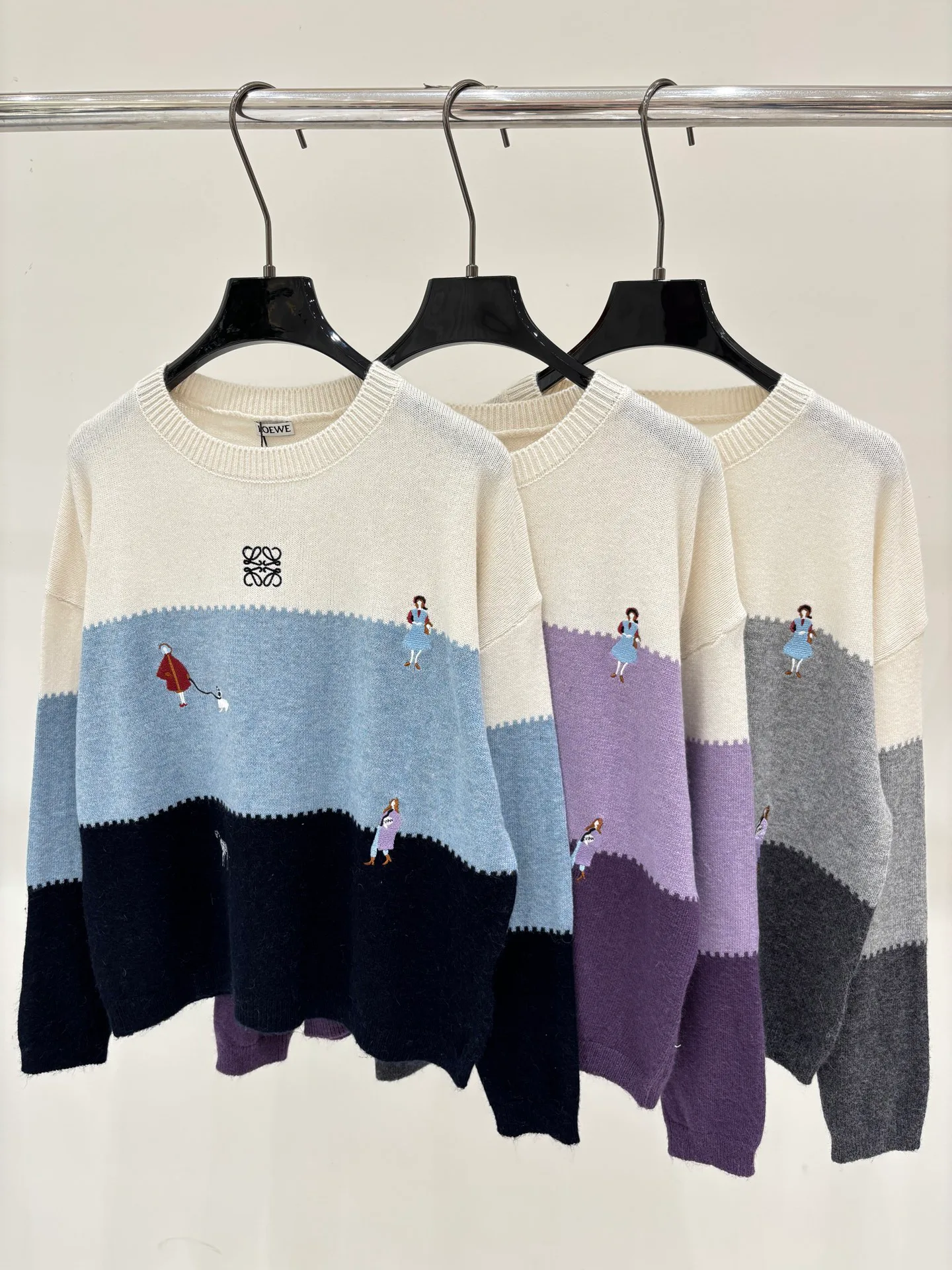 Women's Jumpers And Sweaters LOEWE 17869292