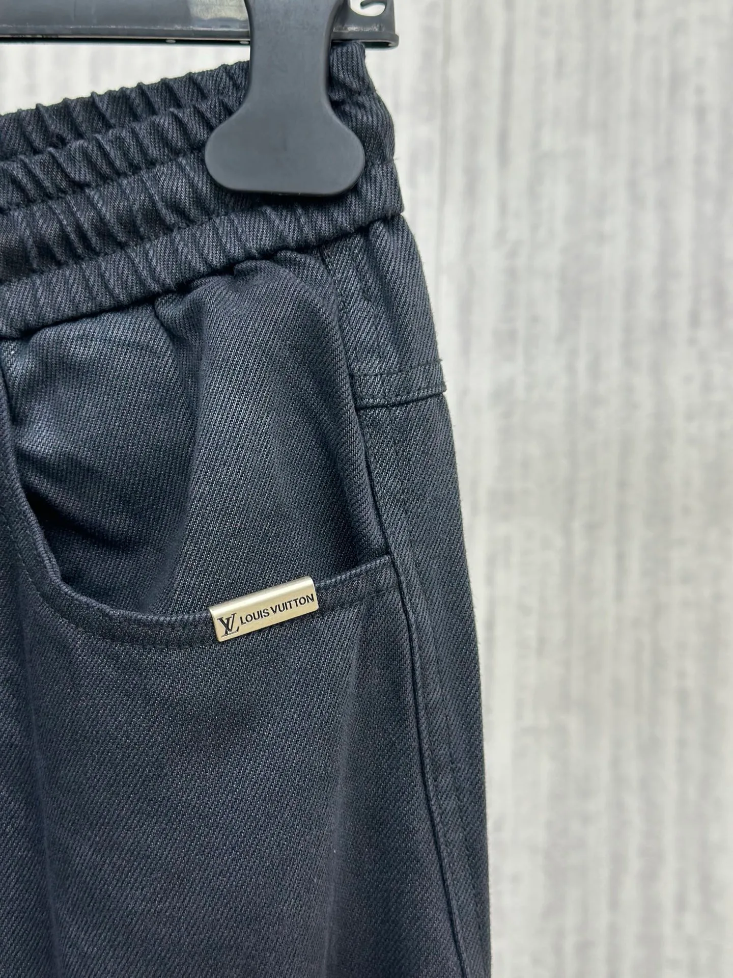 Брюки Мужские Louis Vuitton 18566838