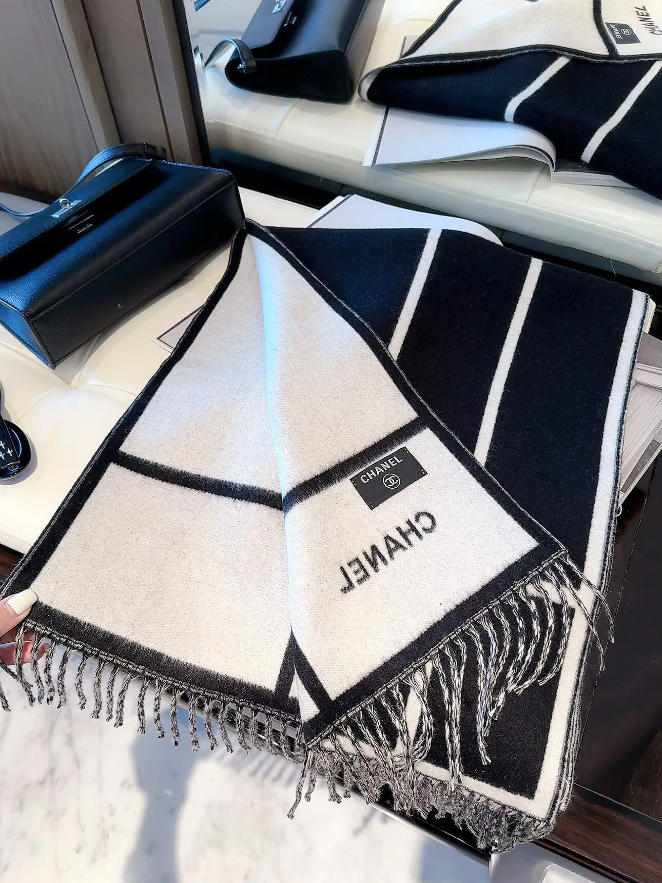 Scarves CHANEL 18322577