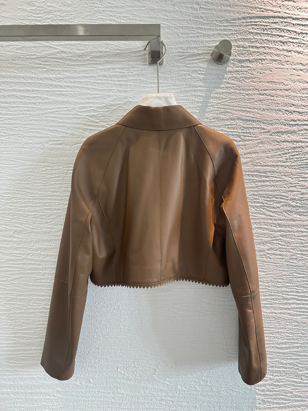 Women's Leather Jackets And Sheepskin Coats HERMES 18173034