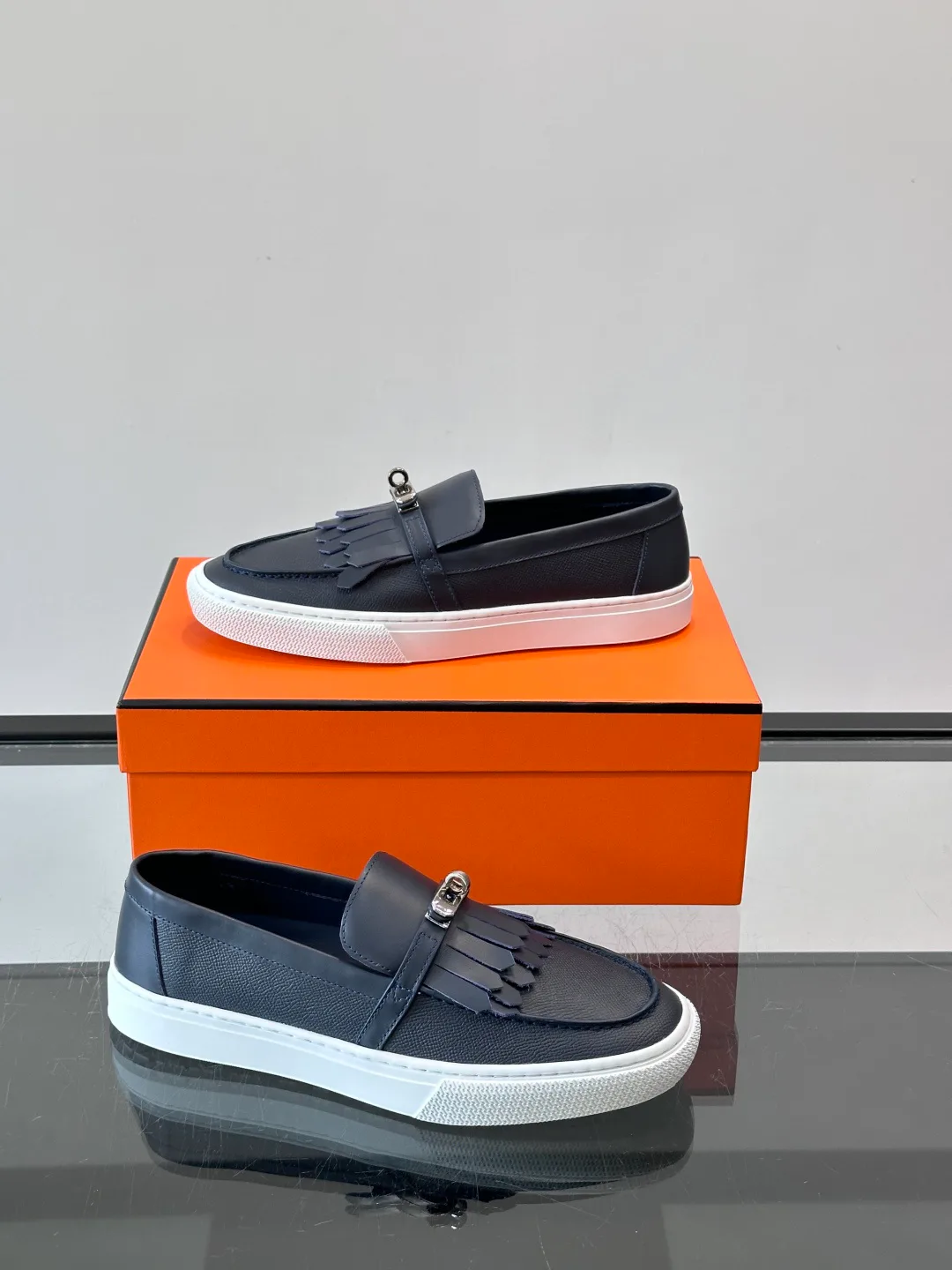Men's Loafers And Dress Shoes HERMES 18321718