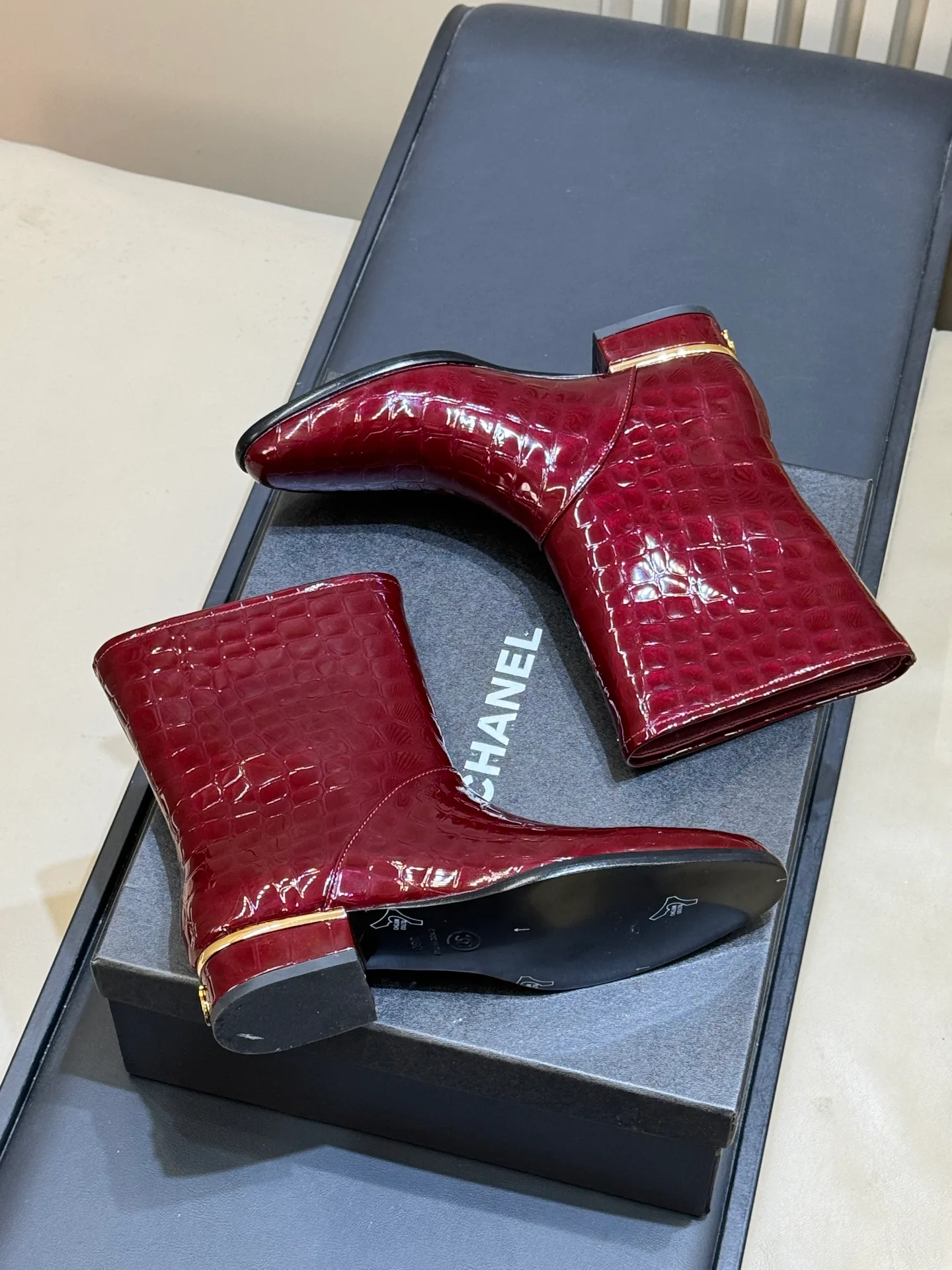 Women's Boots CHANEL 18073026