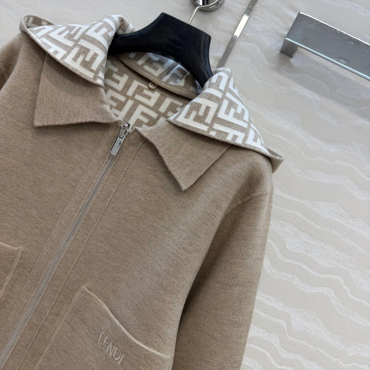 Women's Jackets And Down Jackets FENDI 17821229