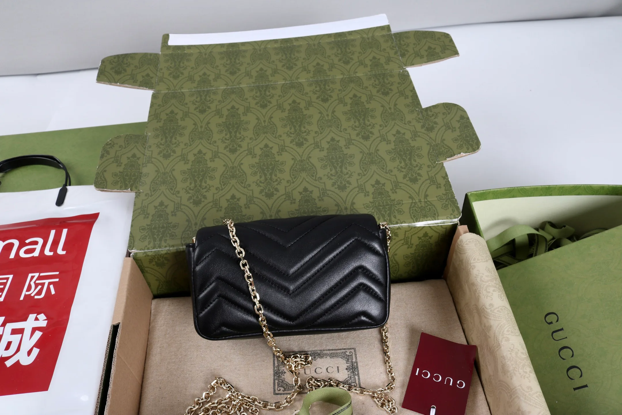 Women's Classic Handbags GUCCI 18005069