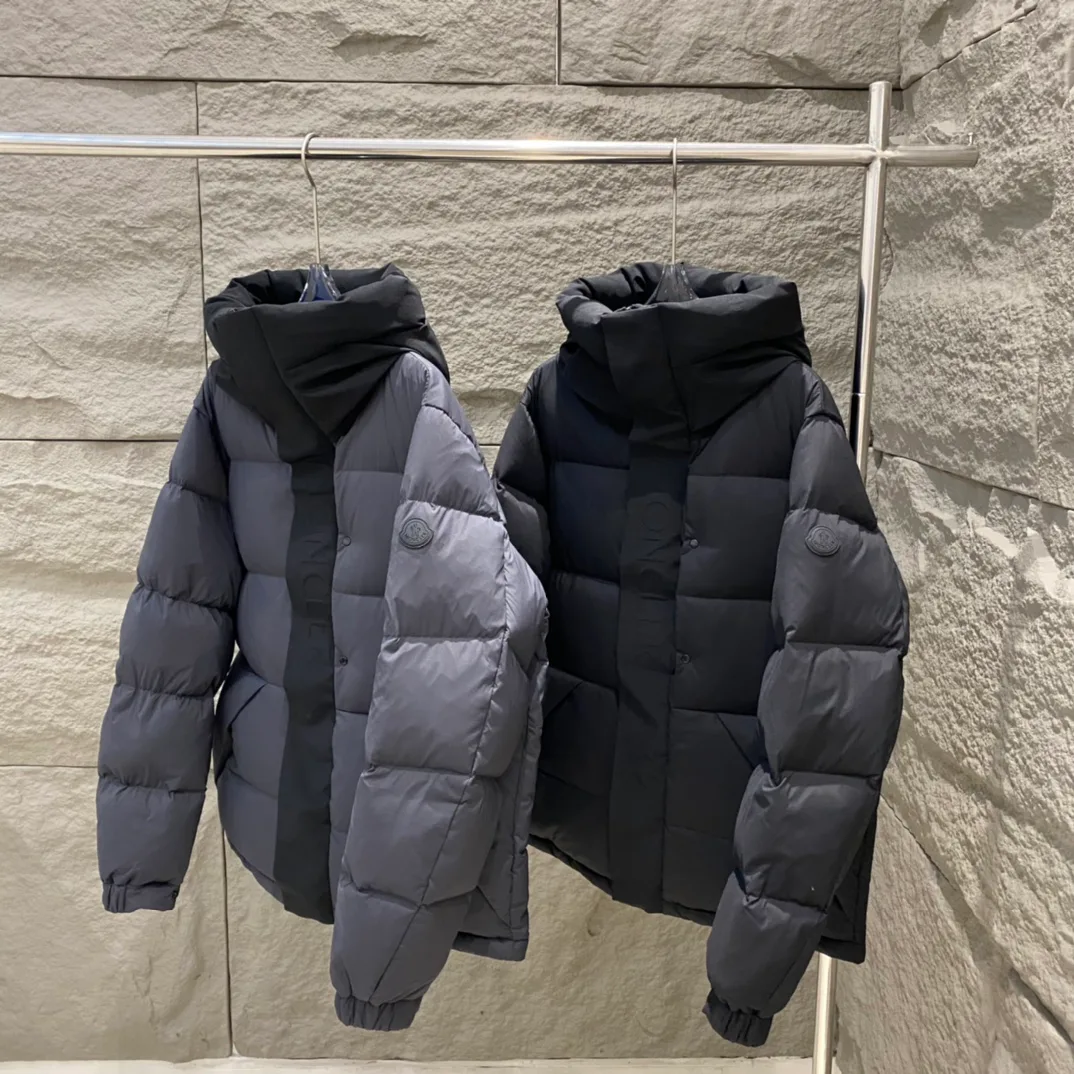 Куртки И Пуховики Мужские Moncler 18609637