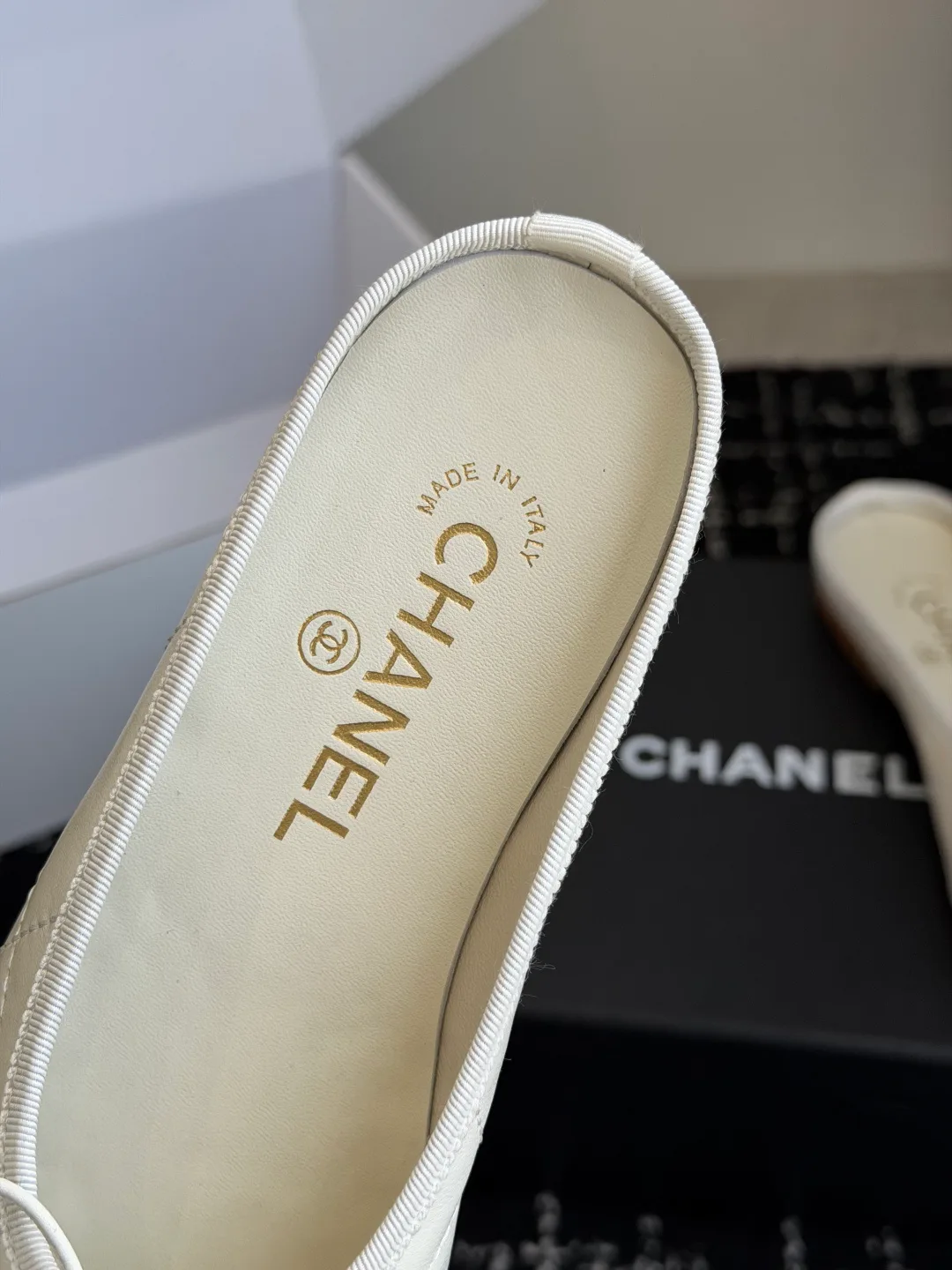 Women's Mules And Clogs CHANEL 17375257