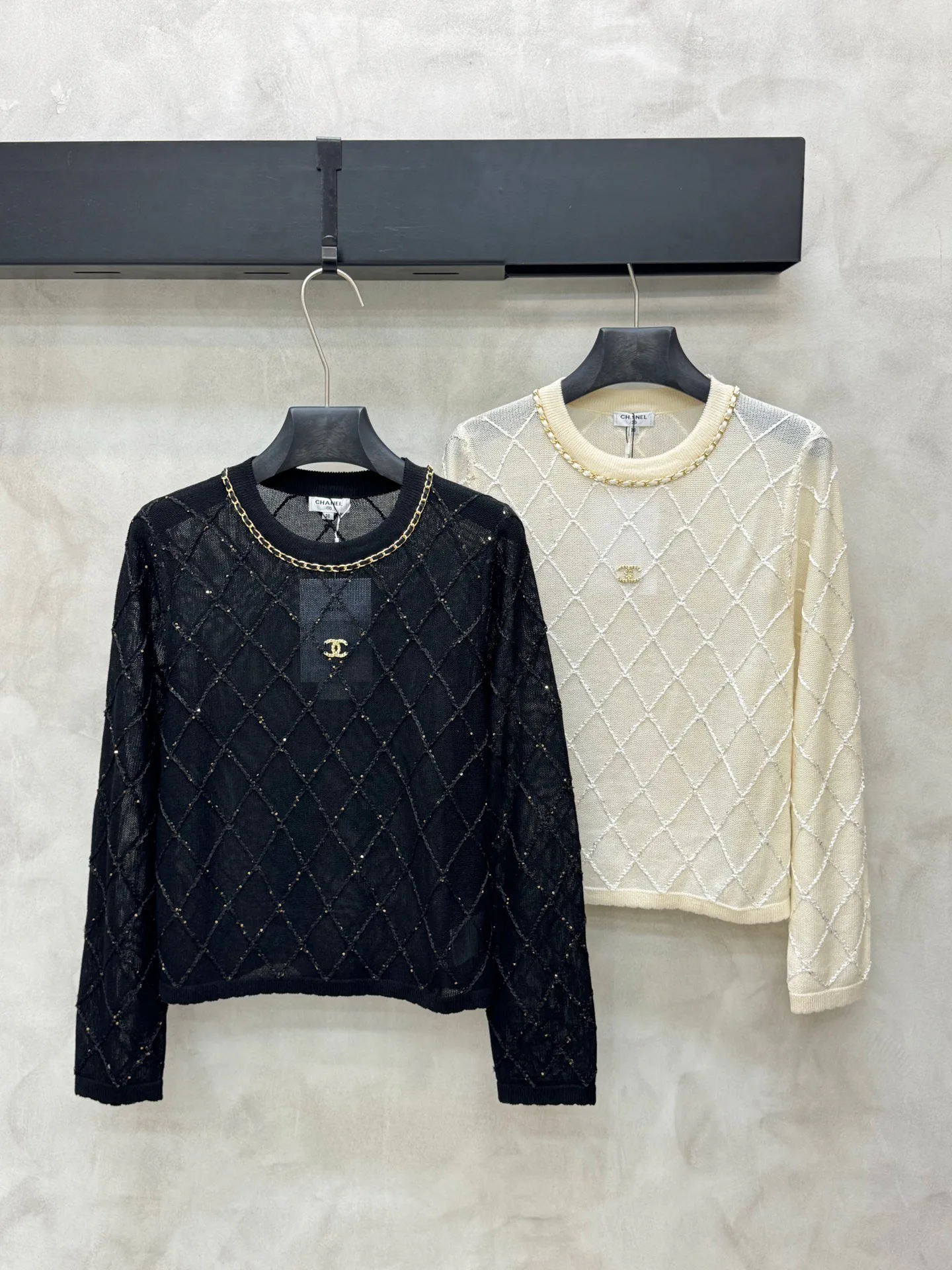 Women's Jumpers And Sweaters CHANEL 18410670