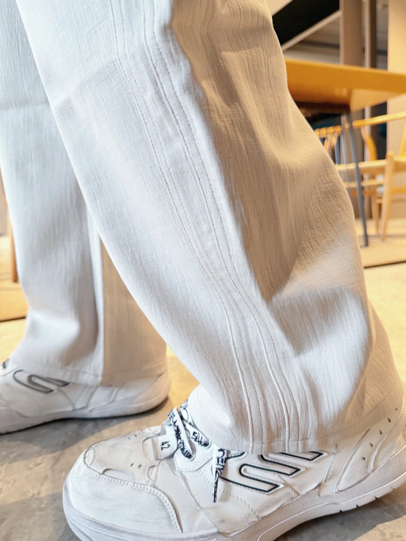 Men's Trousers BALENCIAGA 18345714