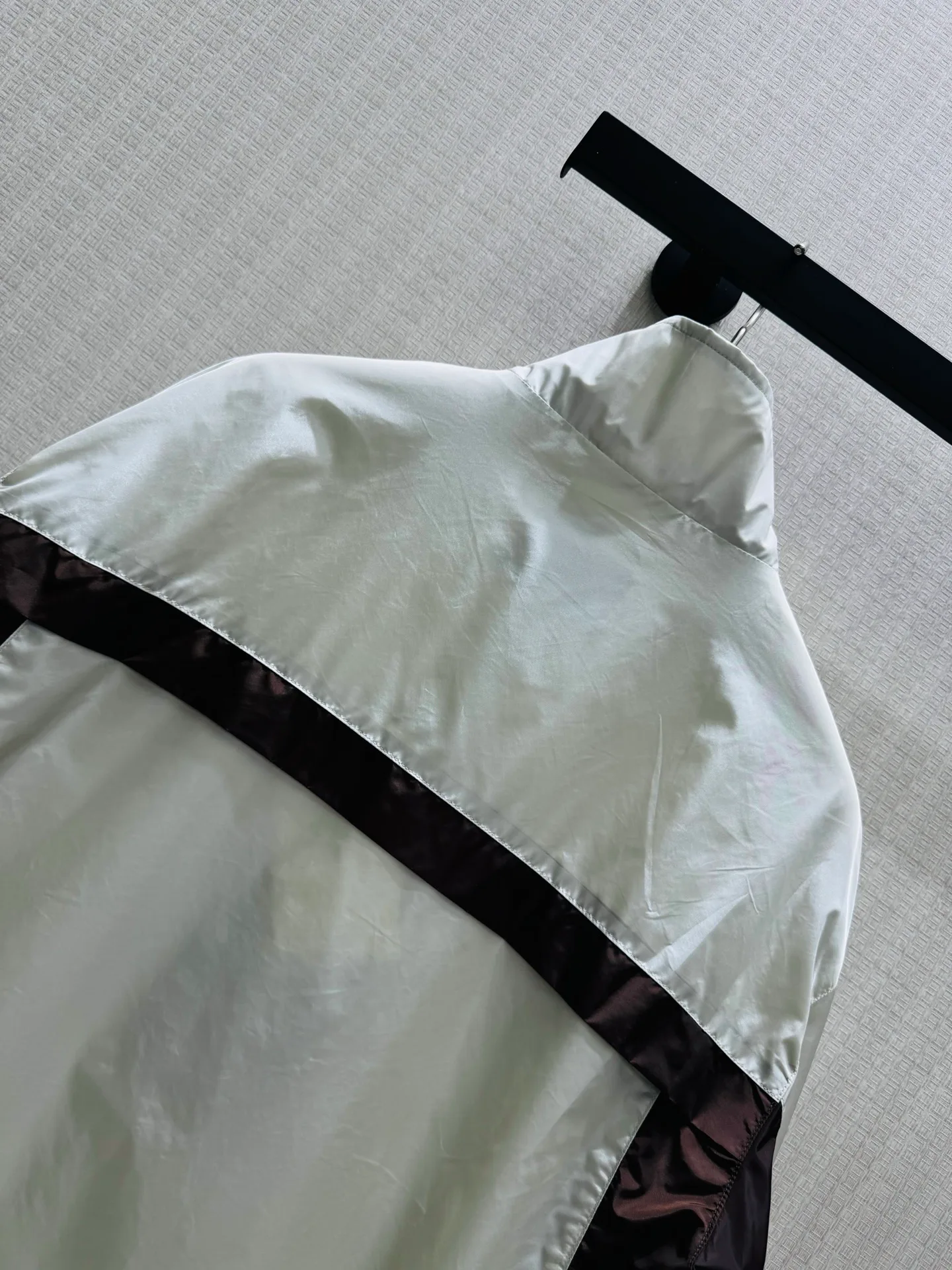 Women's Jackets And Down Jackets PRADA 18204517