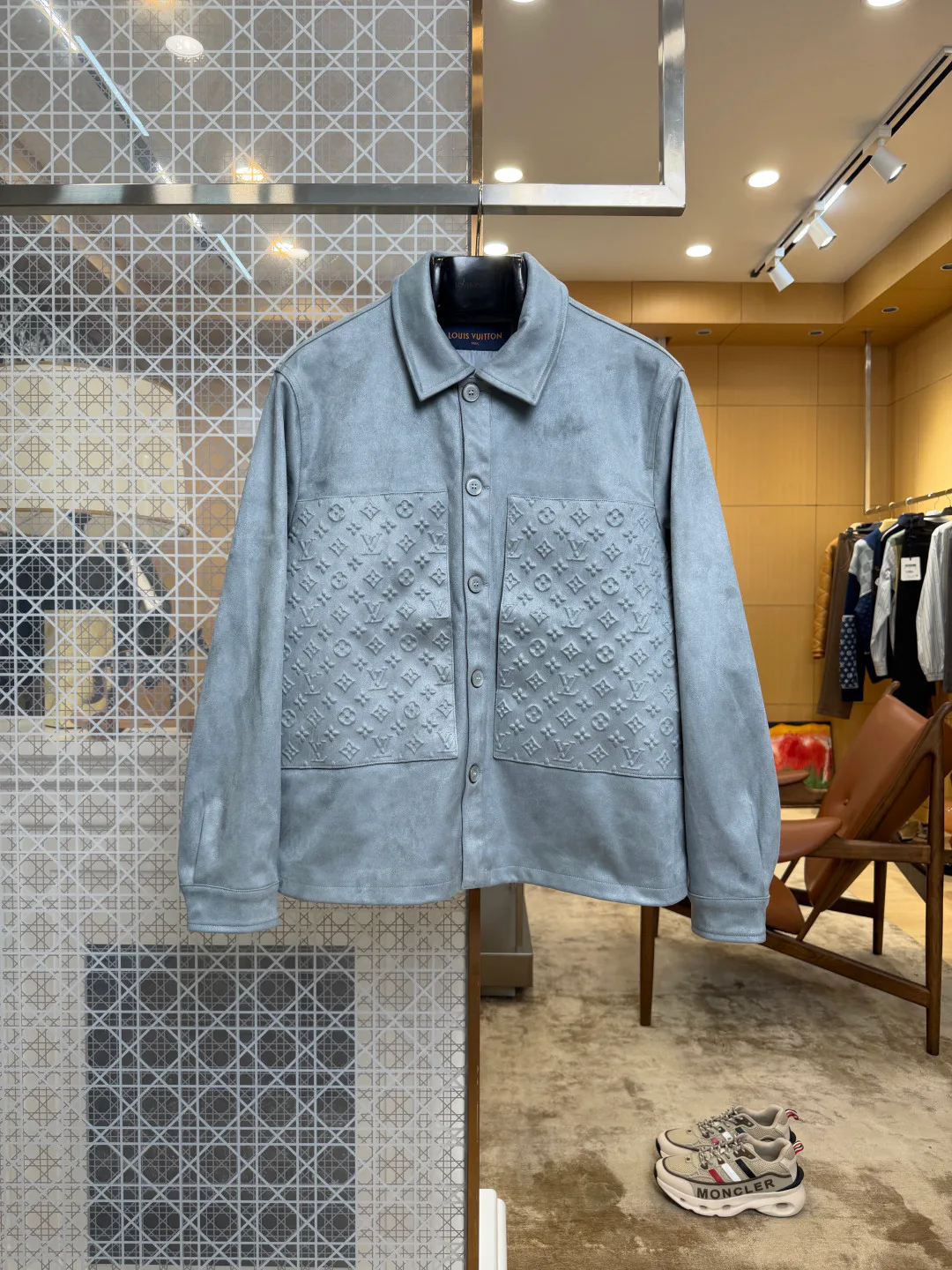 Men's Jackets And Down Jackets LOUIS VUITTON 18209648