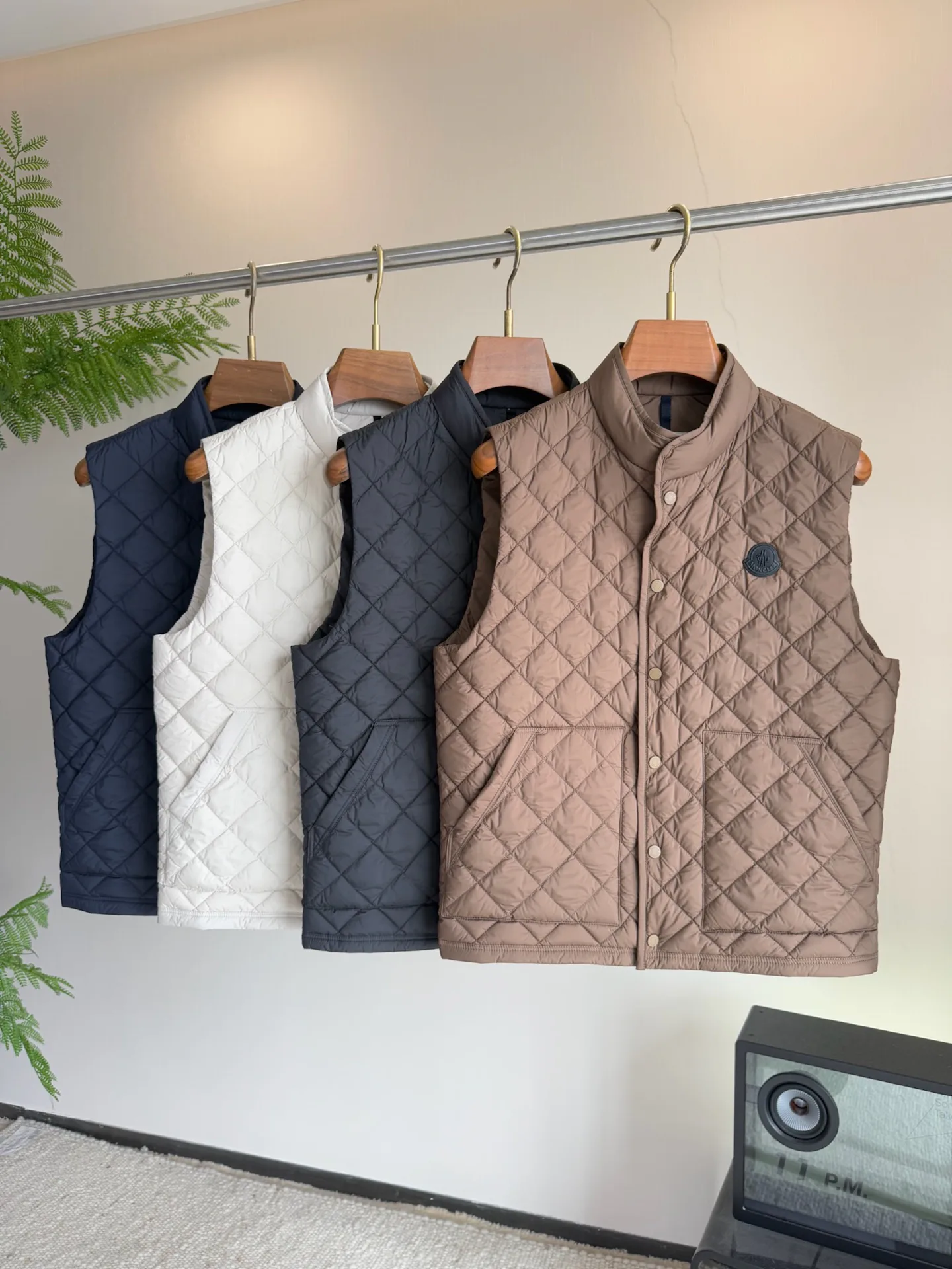 Men's Vests MONCLER 18355822