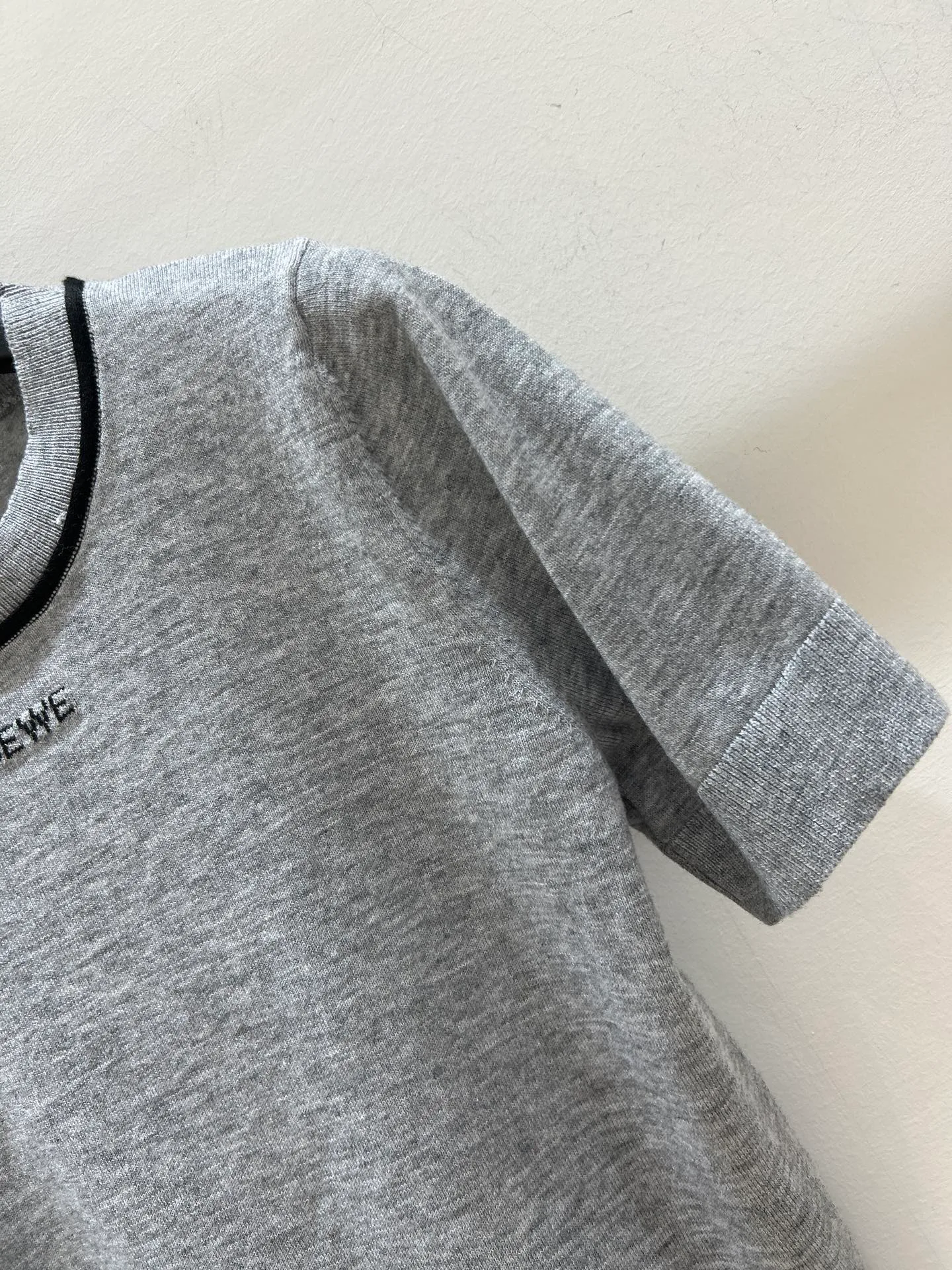 Women's T-Shirts LOEWE 18096918