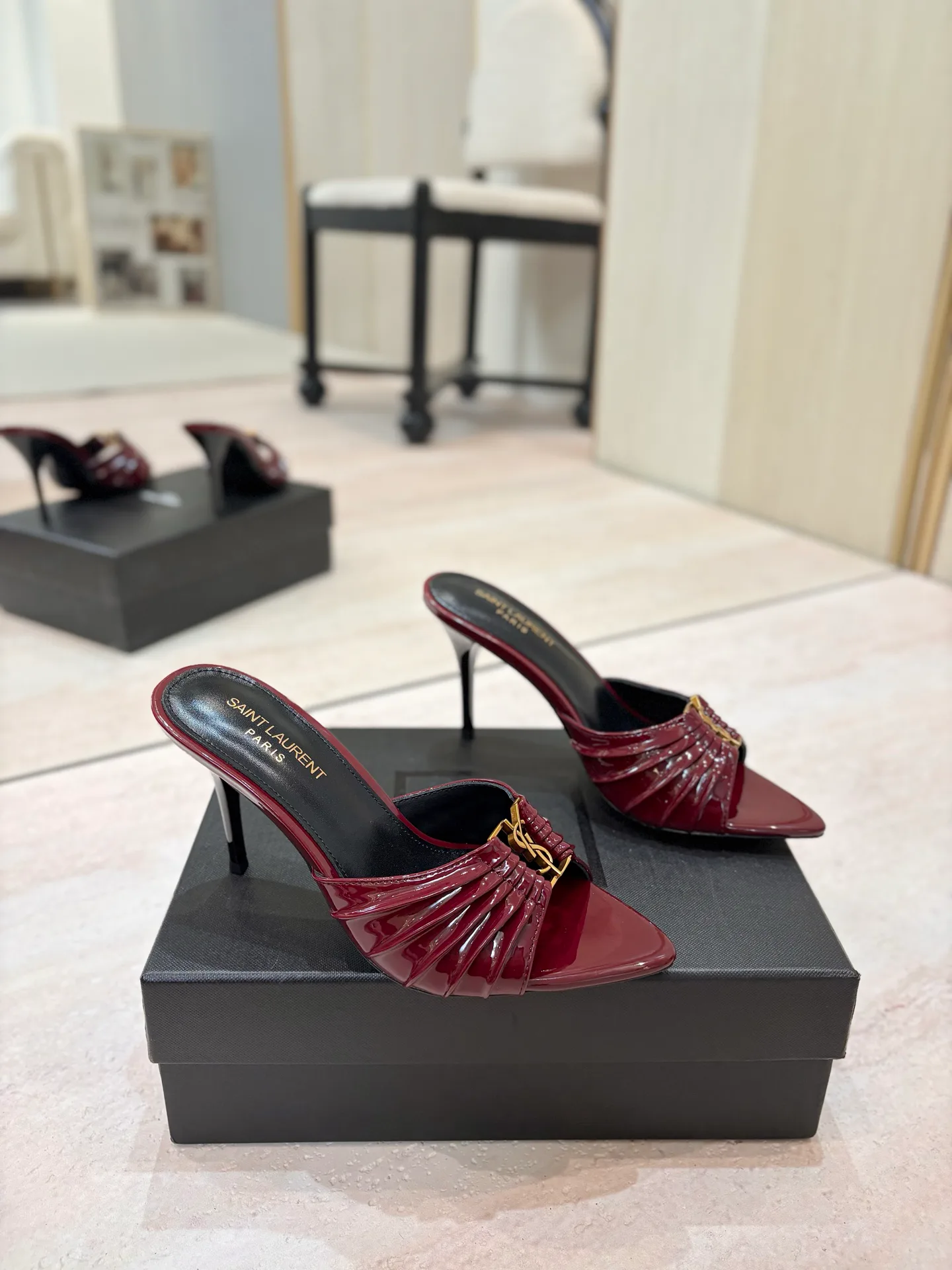 Women's Mules And Clogs SAINT LAURENT 17476094