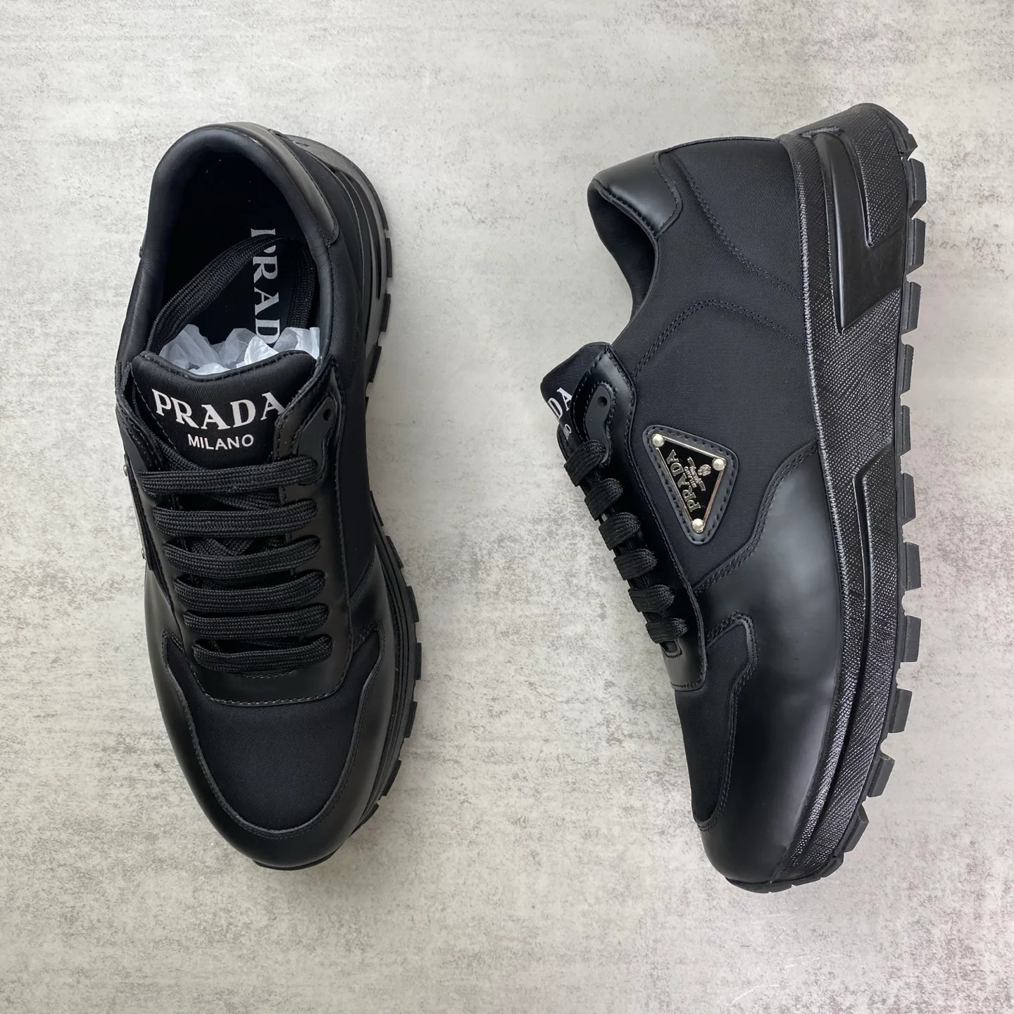 Men's Sneakers PRADA 18417490