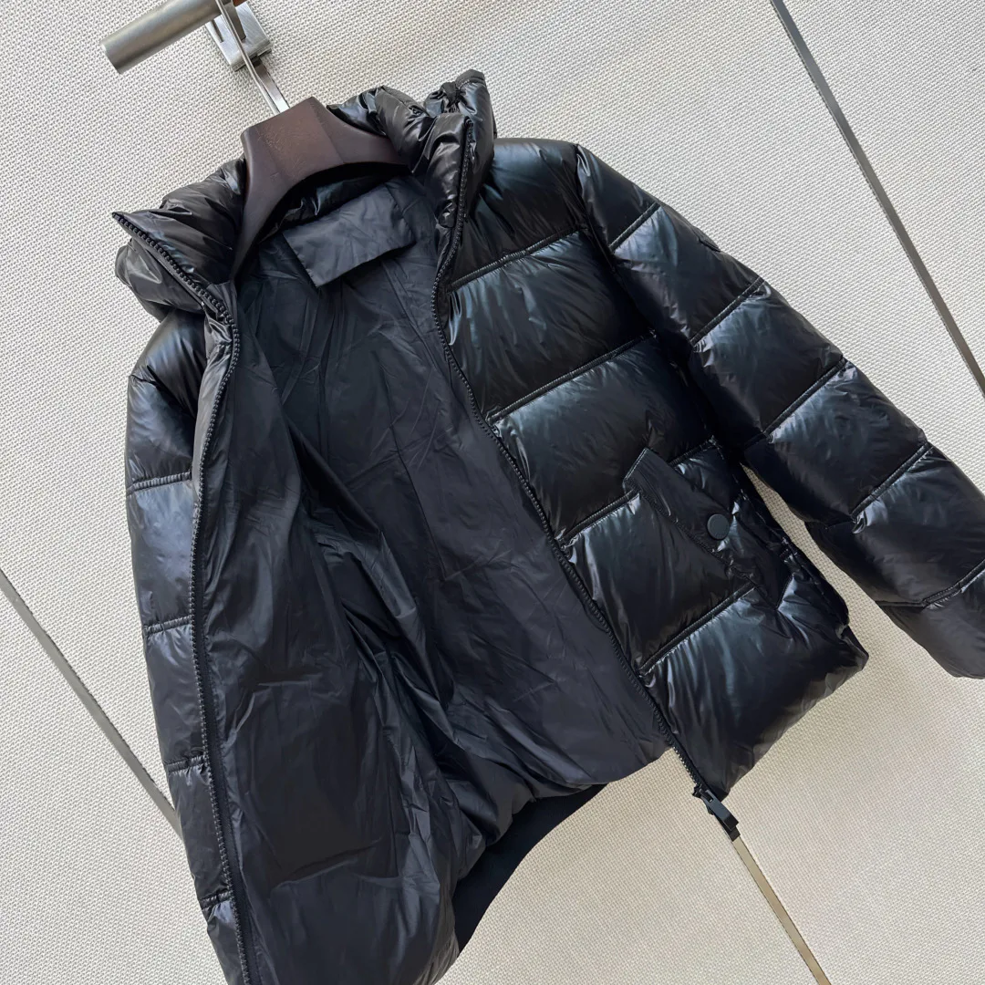 Women's Jackets And Down Jackets MONCLER 18012426
