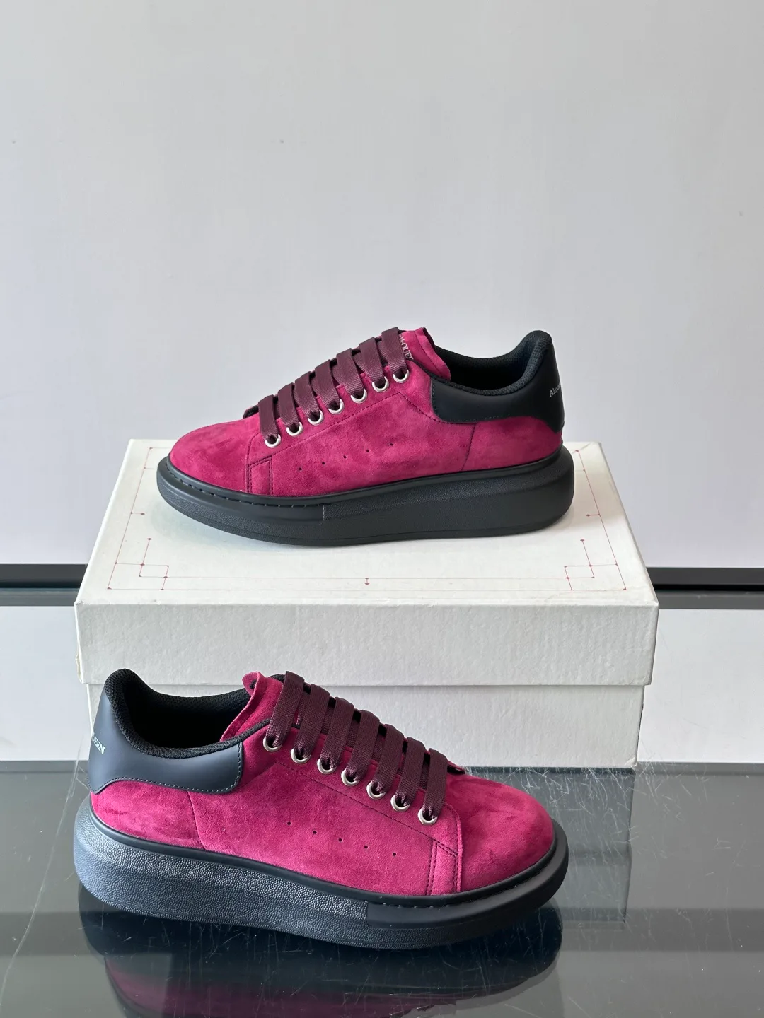 Women's Sneakers ALEXANDER MCQUEEN 17447550