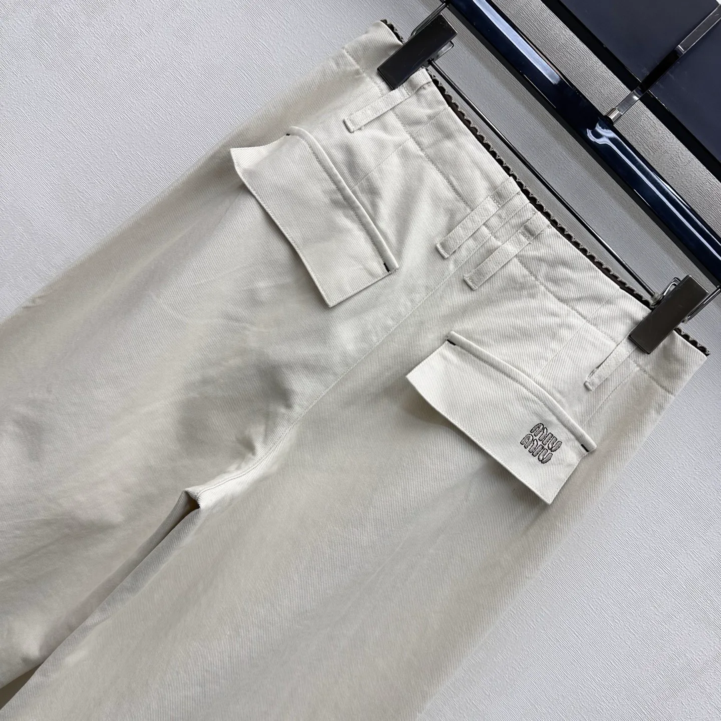 Women's Trousers MIU MIU 18510271