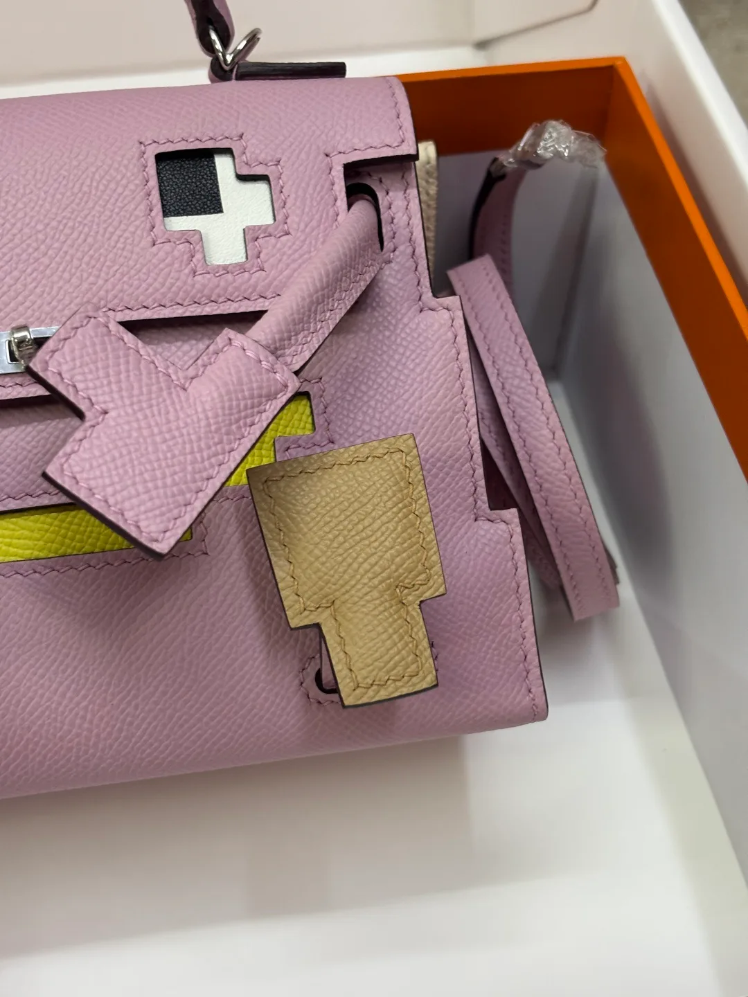 Women's Classic Handbags HERMES 18203124